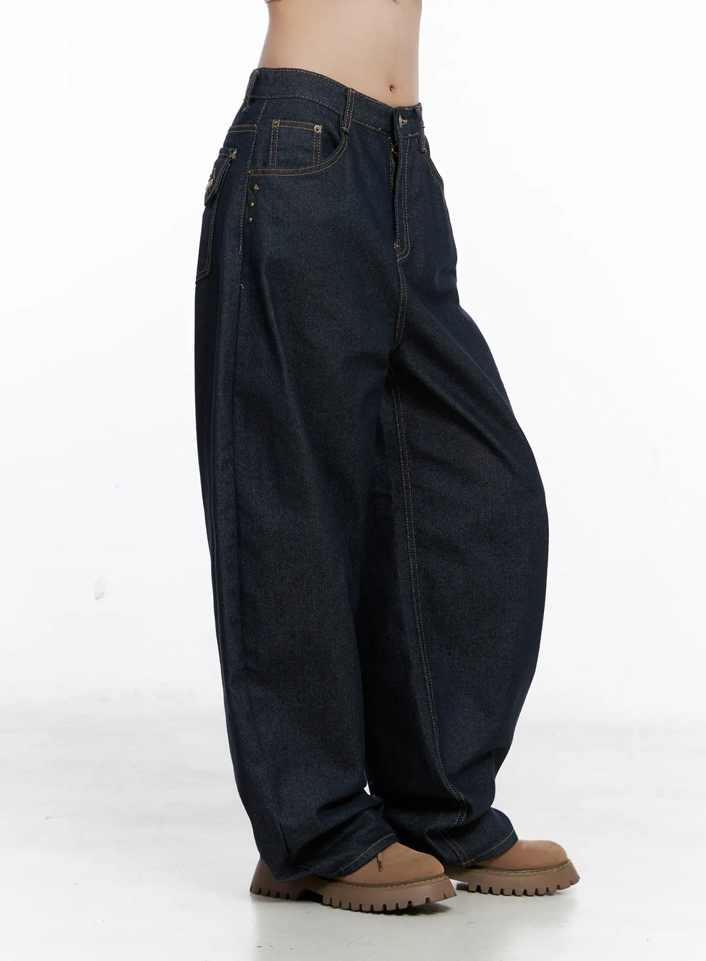 Yujin Studded Baggy Jeans CS512