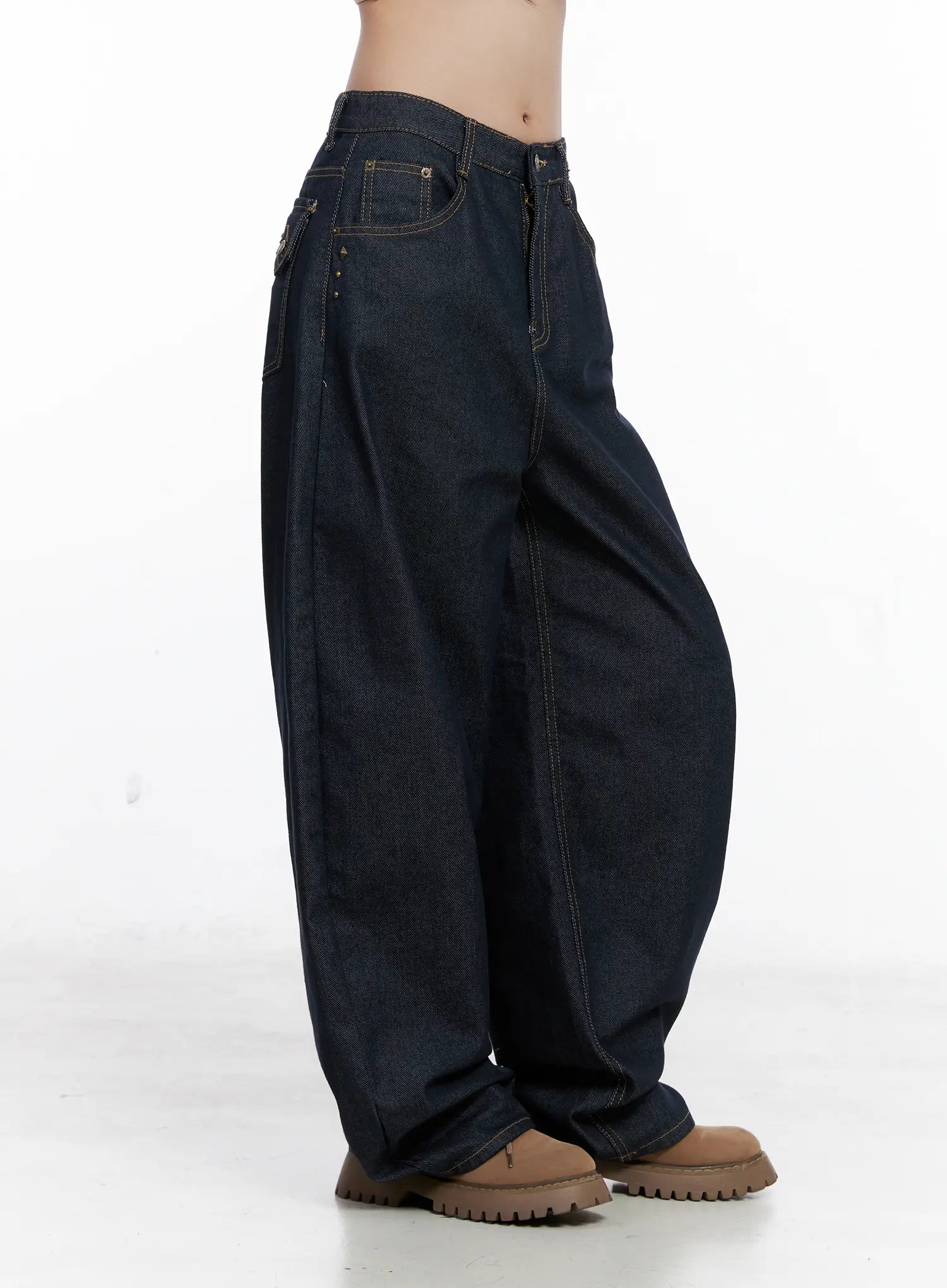 Yujin Studded Baggy Jeans CS512