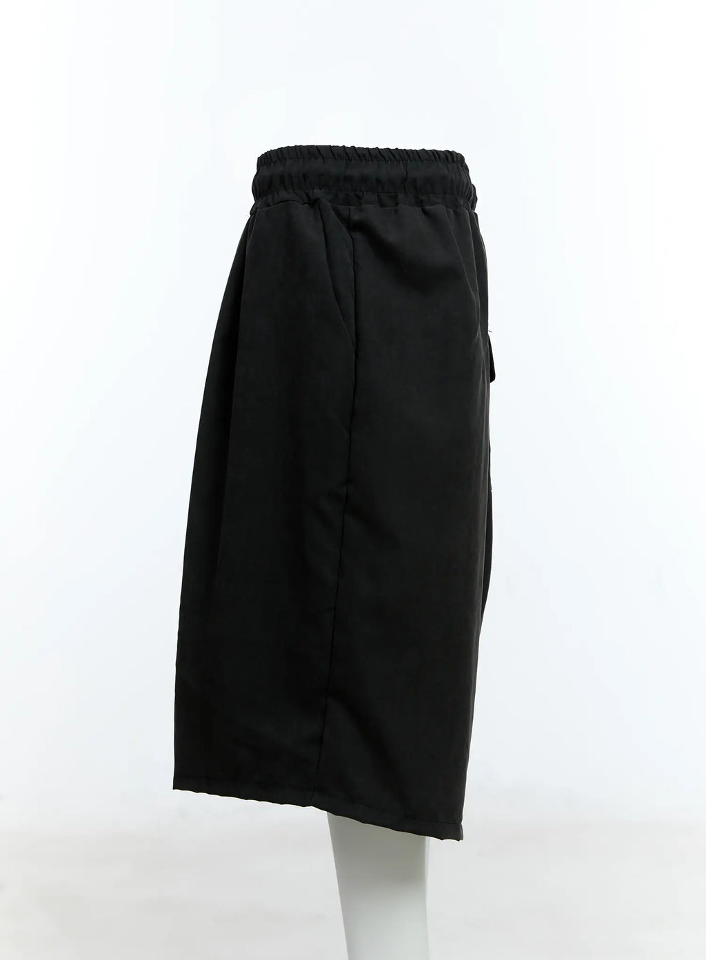 Vintage Washed Beaded Pocket Bermuda Shorts IG512