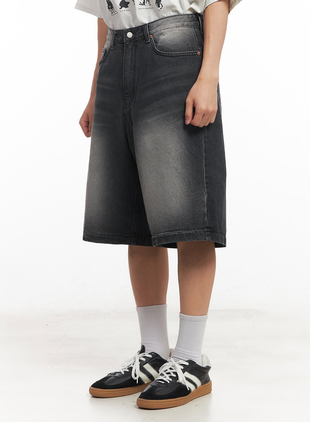 Men's Wide-Fit Washed Jorts IA521