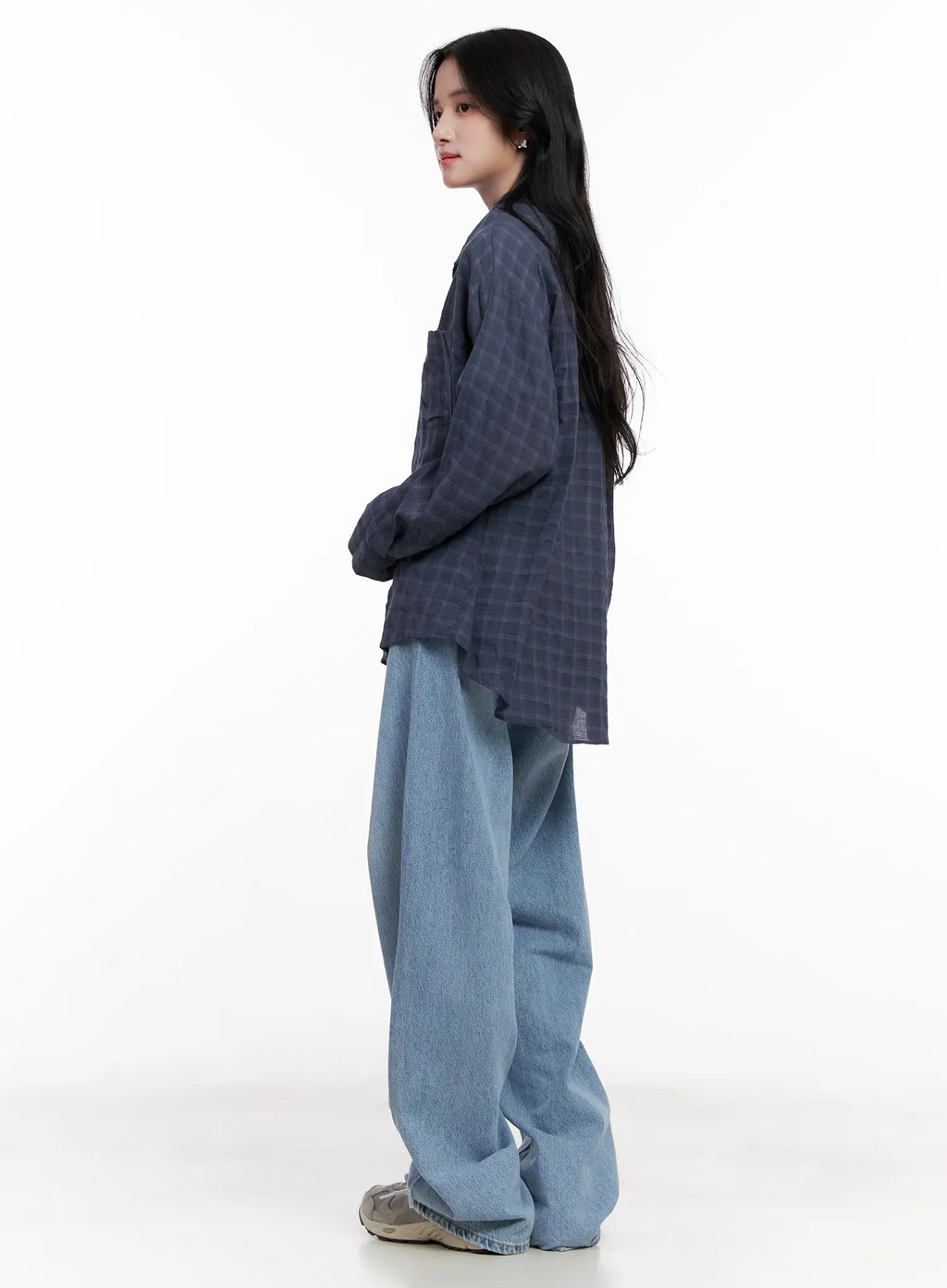 Oversized Plaid Button-Down Shirt CL515