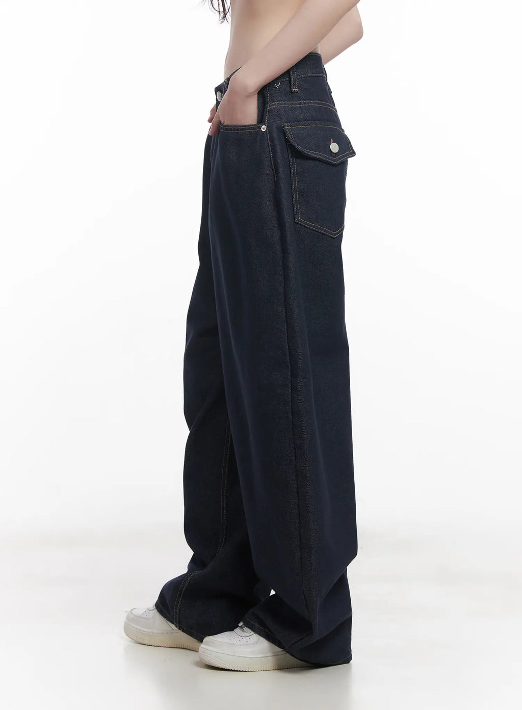 Hyein No-Fade Relaxed-Fit Jeans CU519