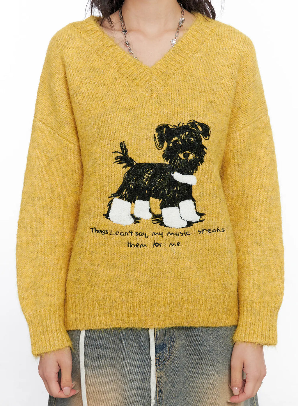 Graphic V-Neck Knit Sweater CO507