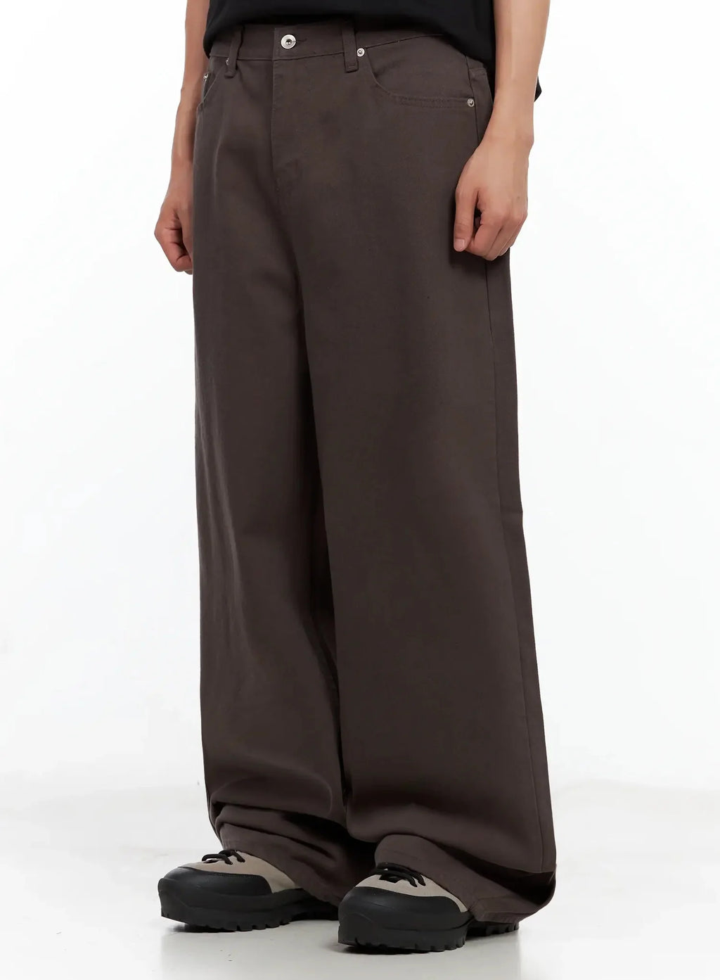 Men's Baggy Wide-Fit Pants IL516