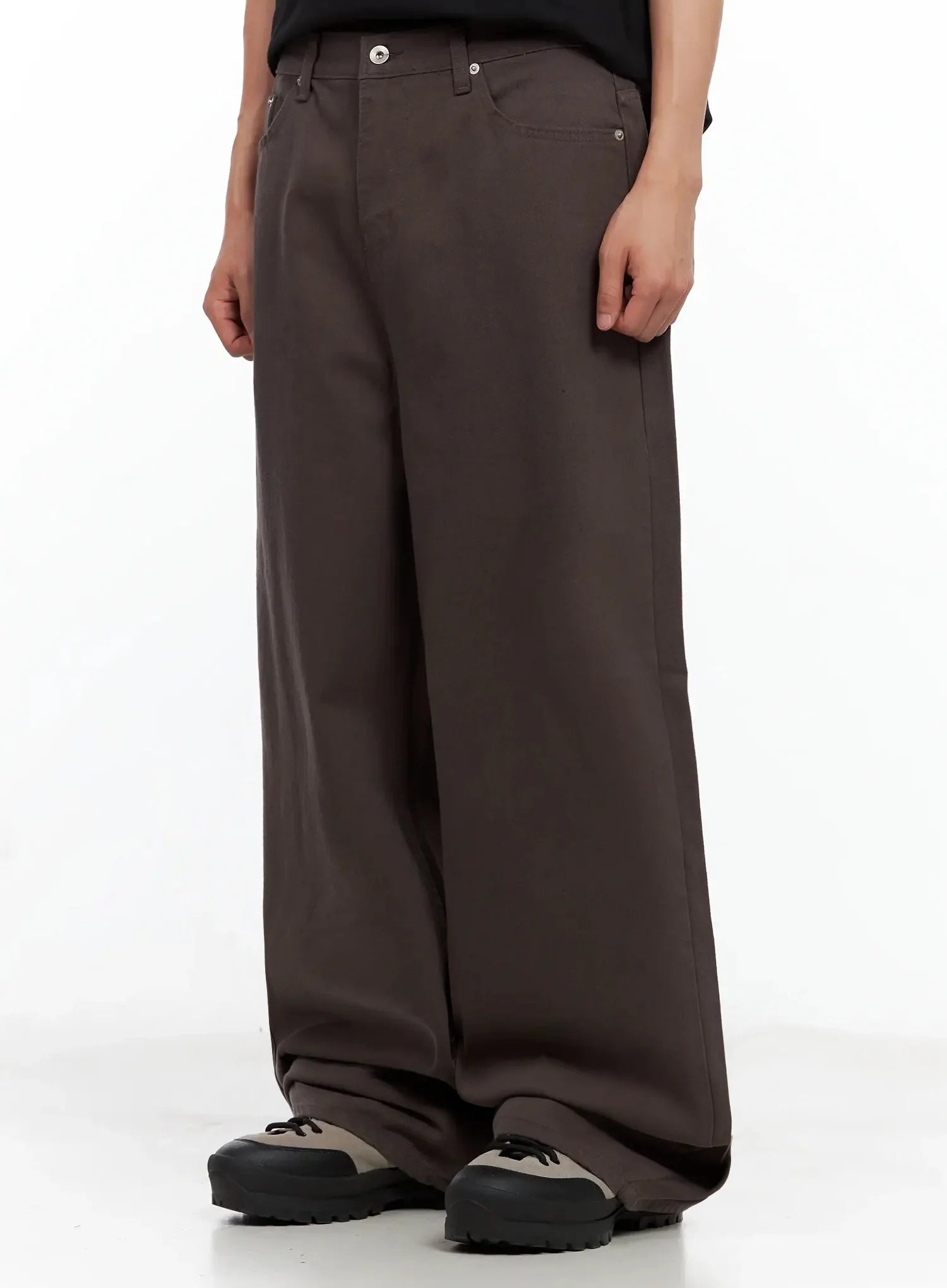 Men's Baggy Wide-Fit Pants IL516