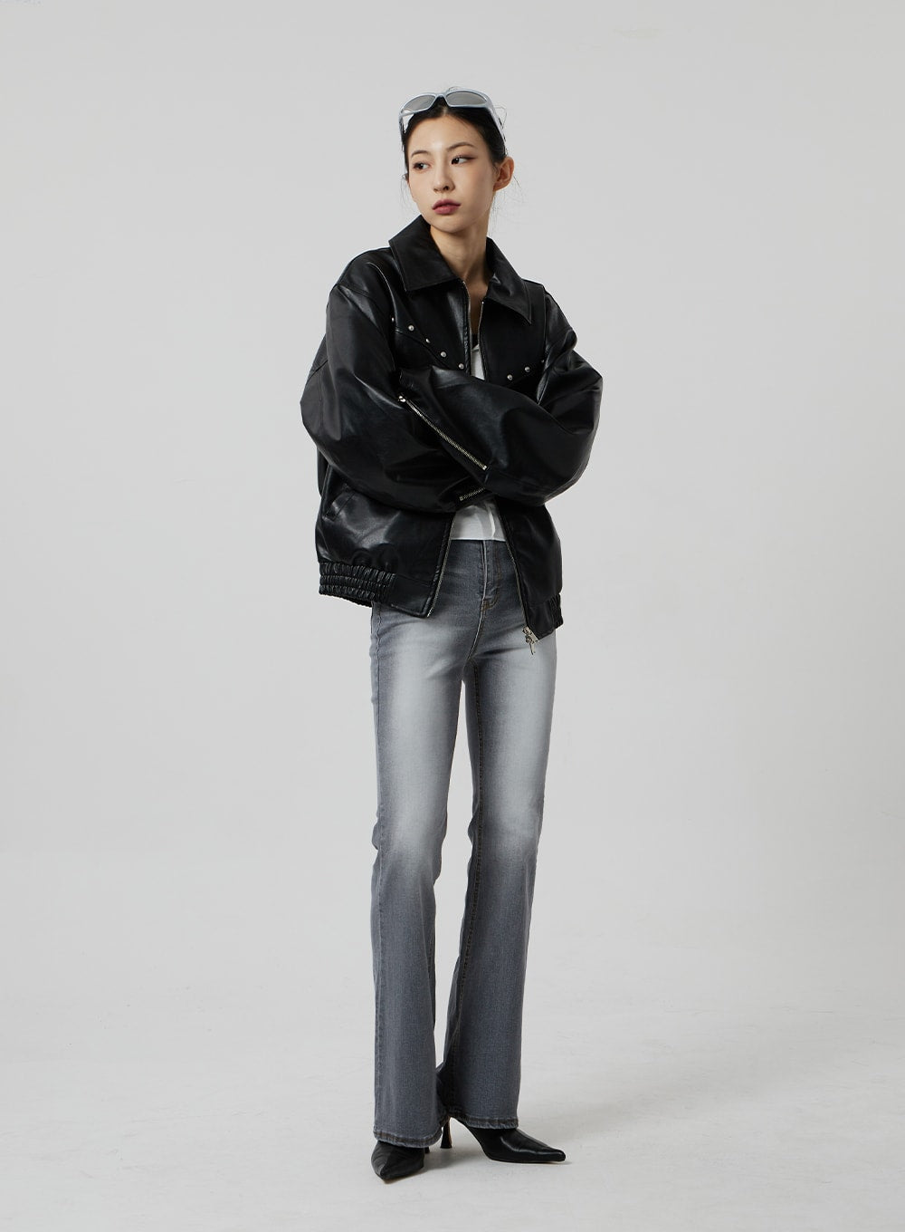 Slim Fit Bootcut Jeans CF307