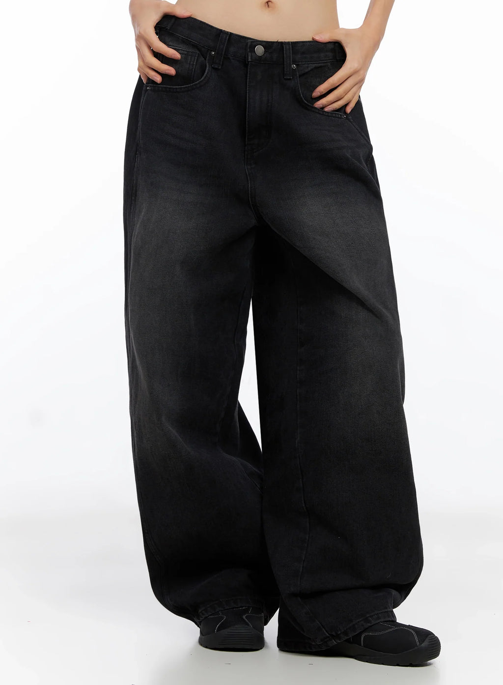 Goffel Side Belt Washed Wide Denim Pants CO517