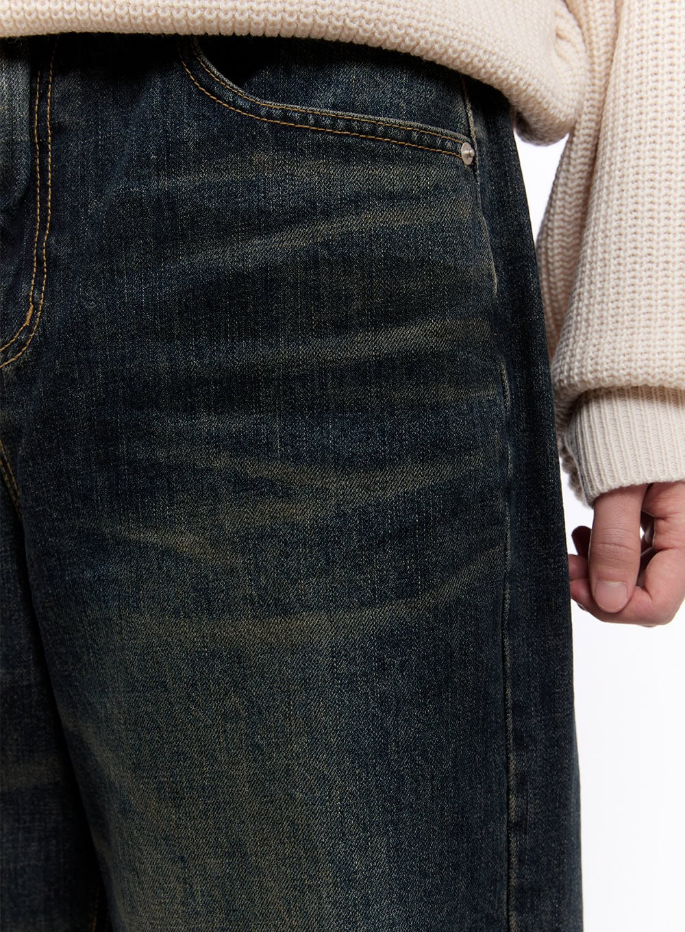 Men's Washed Relaxed-Fit Jeans IM512