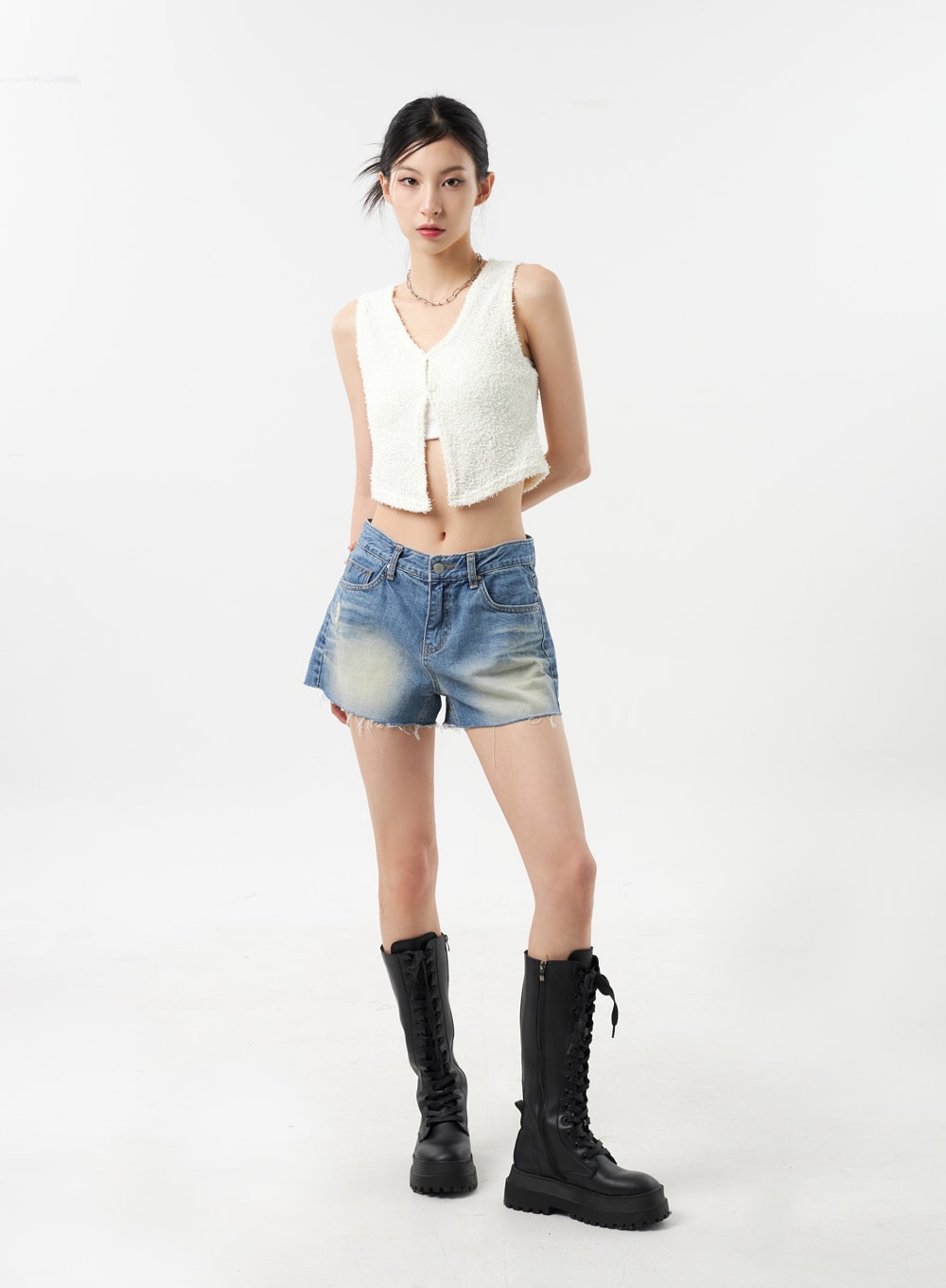 Mid-Rise Denim Shorts CU309