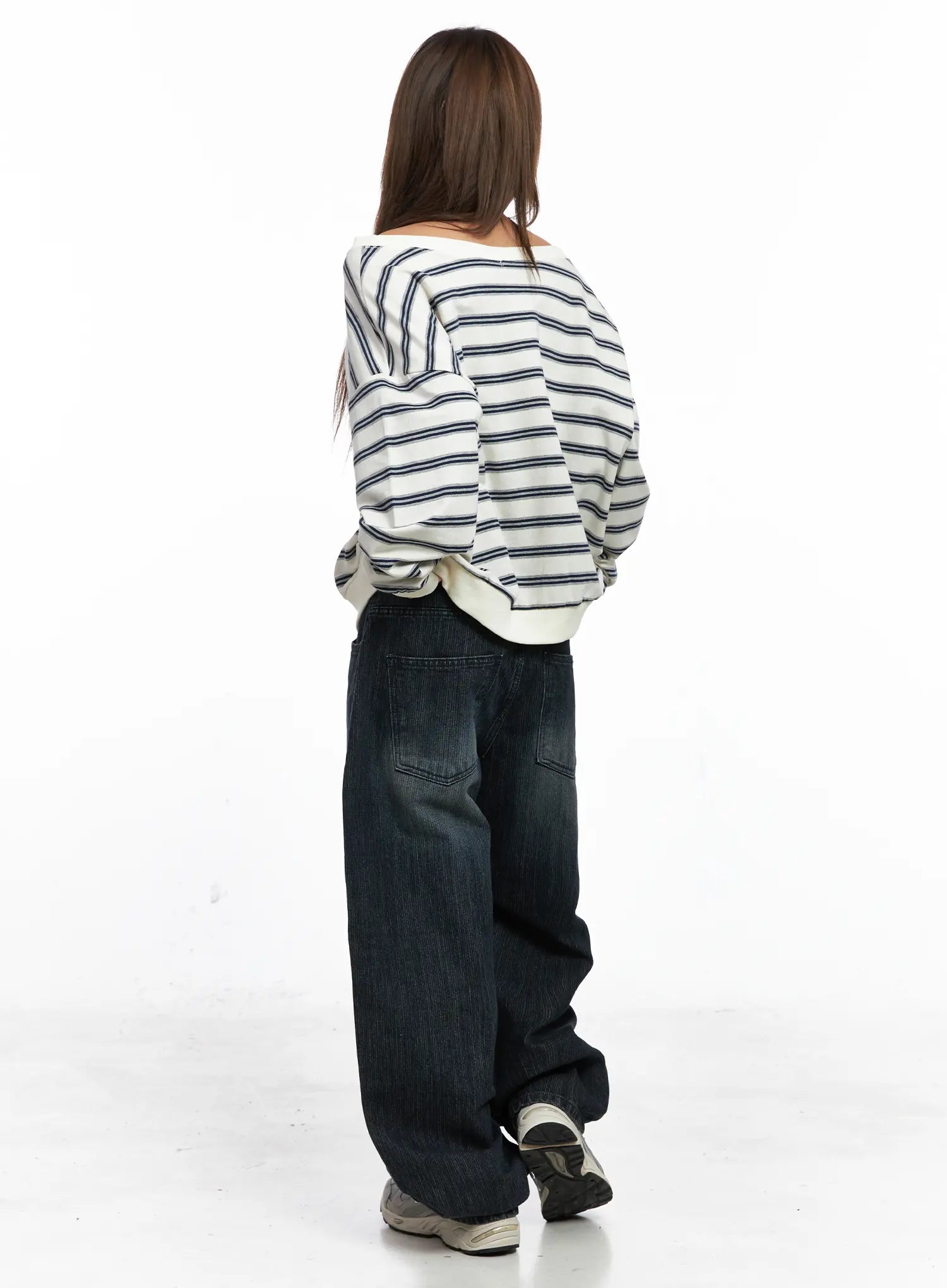 Oversized Striped Off-Shoulder Sweatshirt CO510