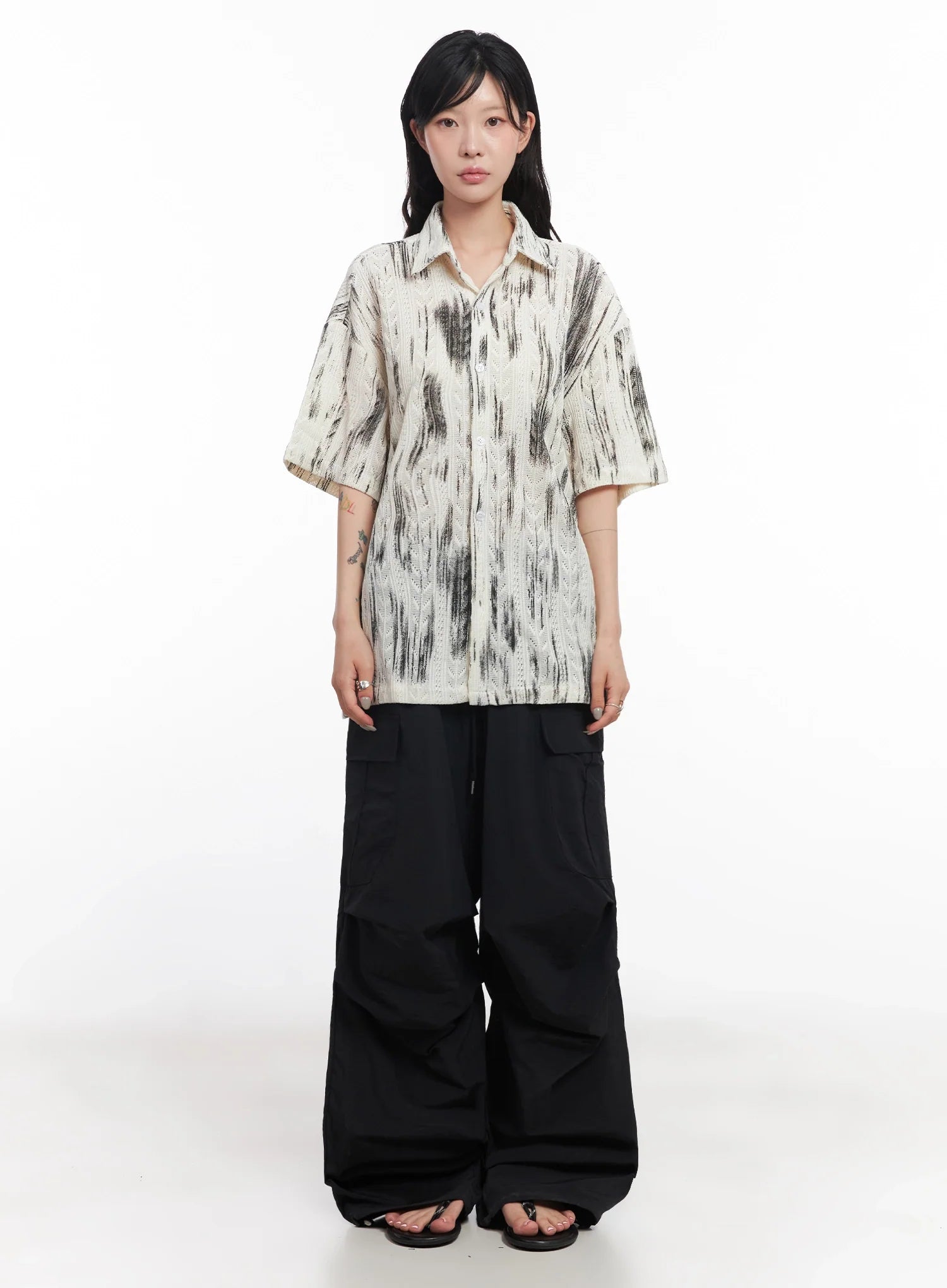 Brushstroke Knit Collared Button-Up Top IC503