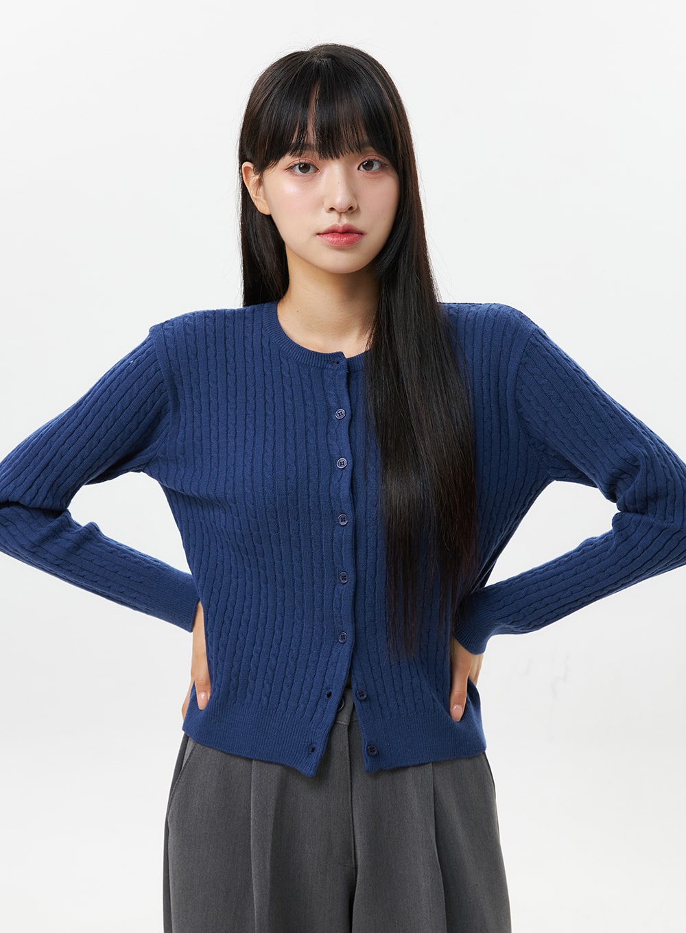 Cable Knit Round Neck Cardigan OS305
