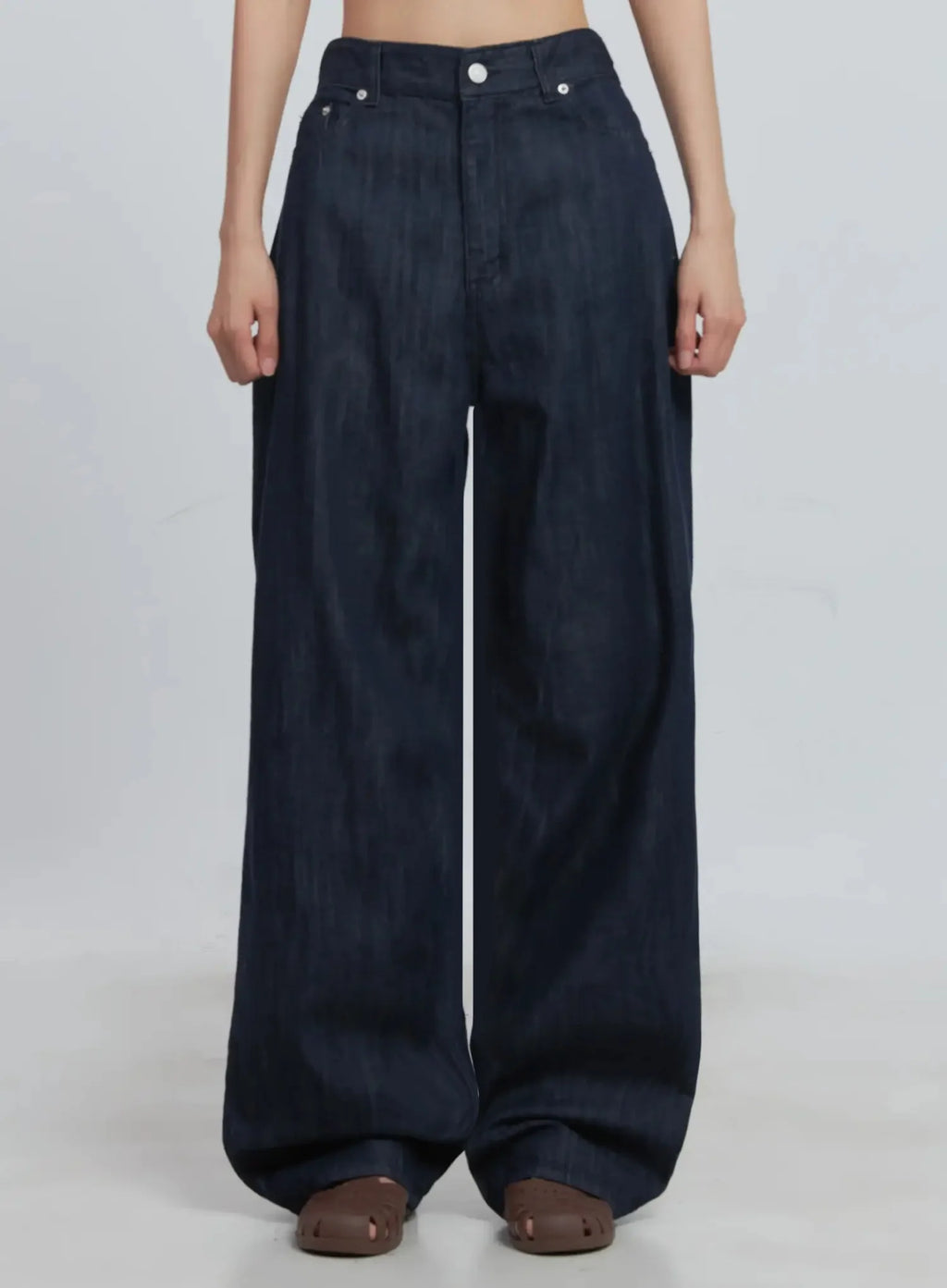 Catie Straight-Fit Jeans IU512