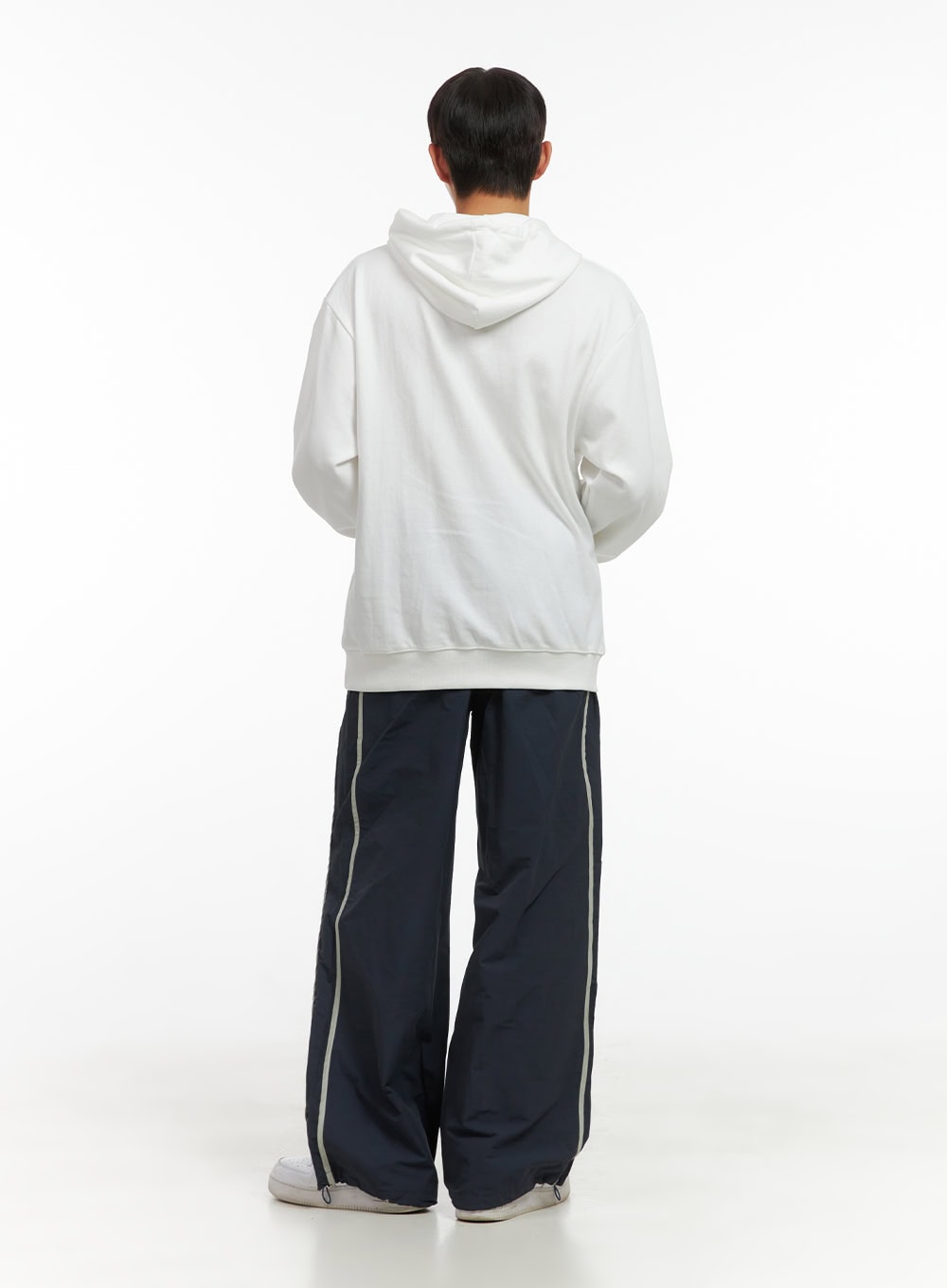 Cozy Graphic Hooded Sweatshirt CO410