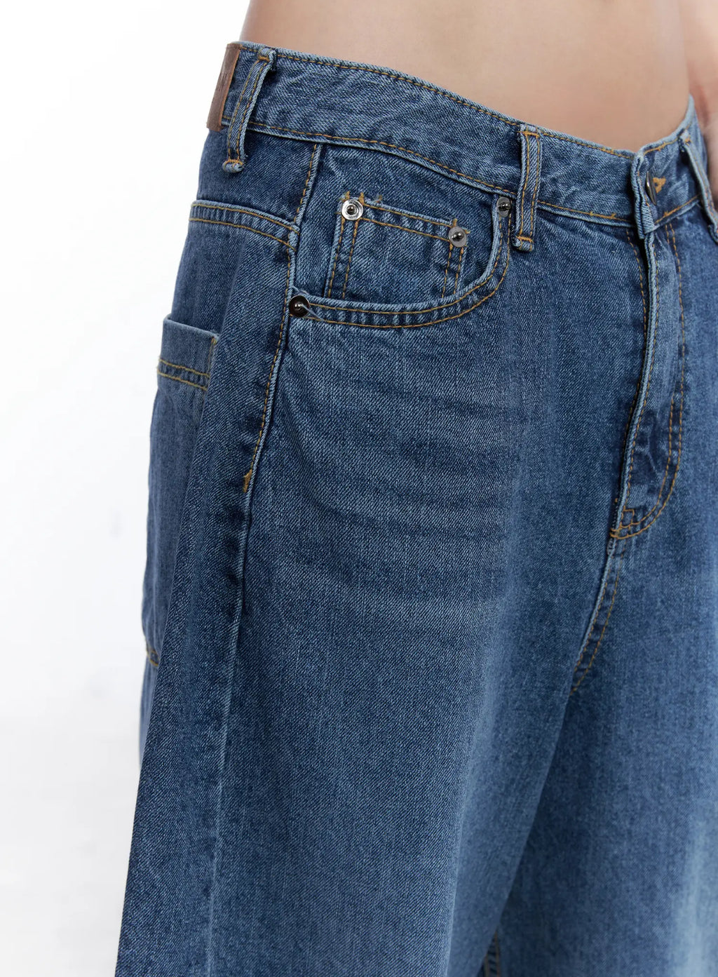 Shuhua Washed Wide-Leg Denim Jeans CL510