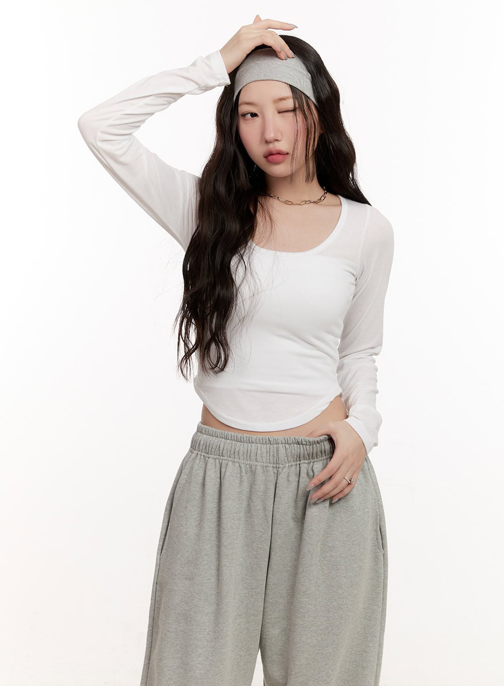 Essential Cropped Long Sleeve Top CM507