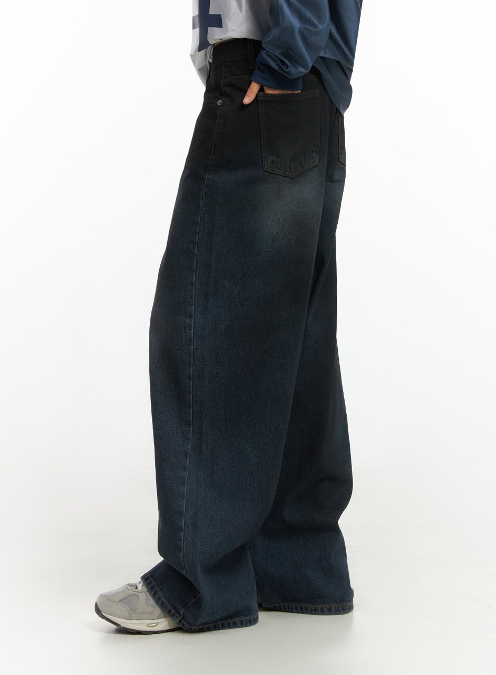 Imogen WashedSky Loose-Fit Denim IO409