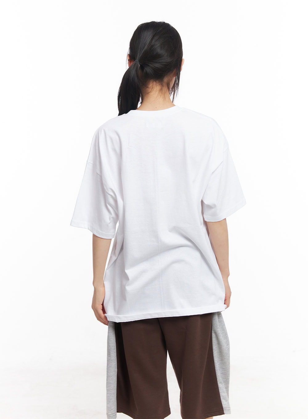 Round-Neck Graphic Tee CY512