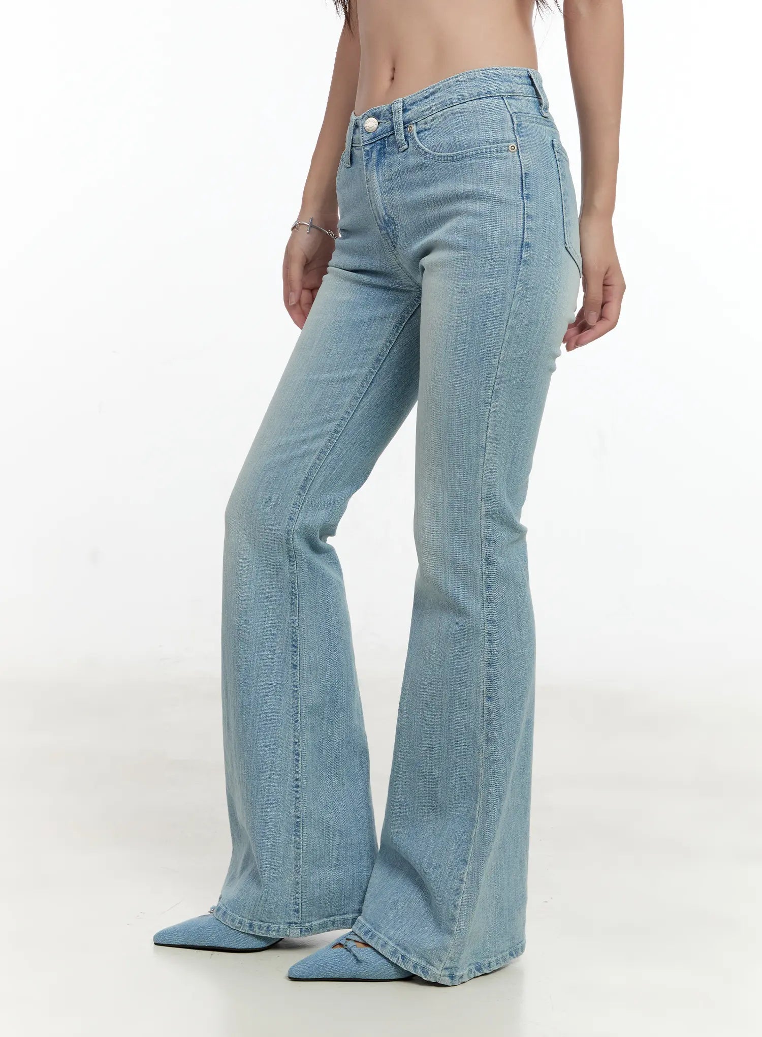 Loona Classic Light Blue Flare Jeans CL531