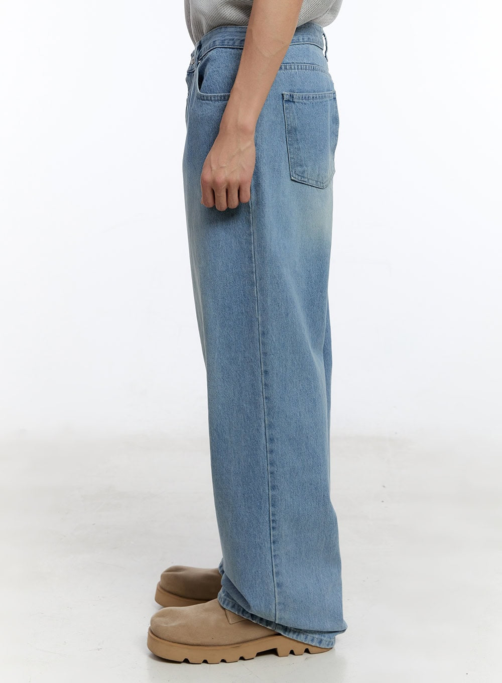 Men's Wide-Leg Jeans (Light Blue) IY530