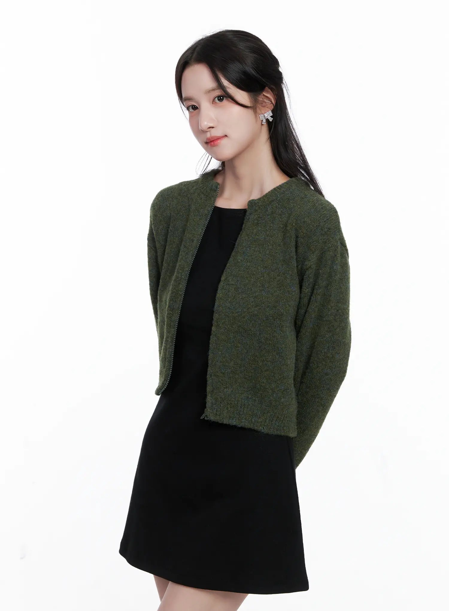 Classic Round Neck Knit Cardigan CS519