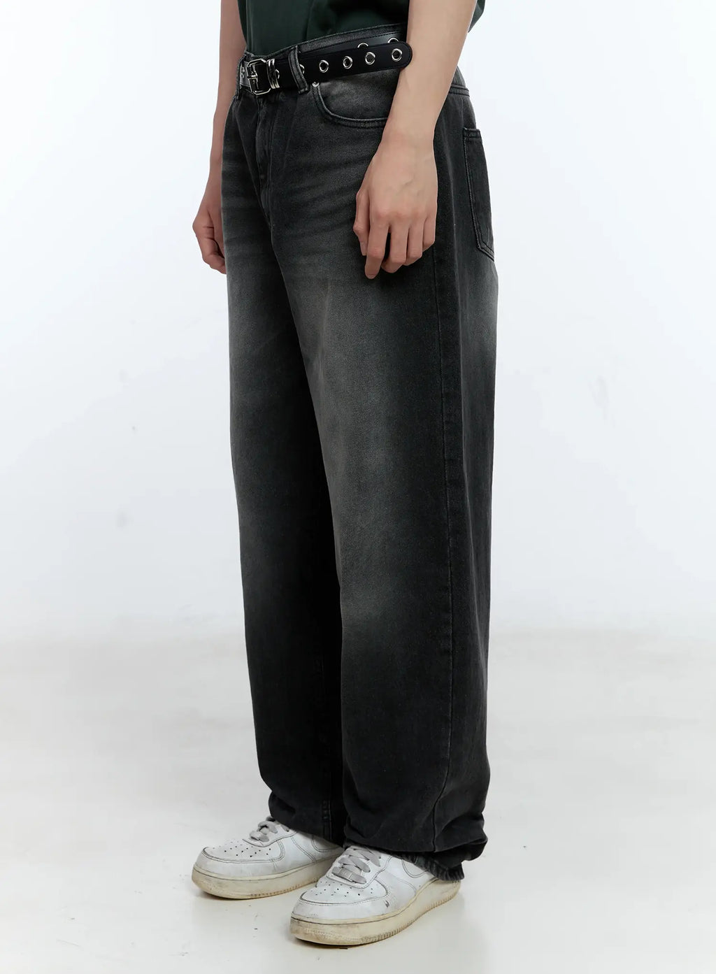 Men's Washed Loose-Fit Jeans IL529