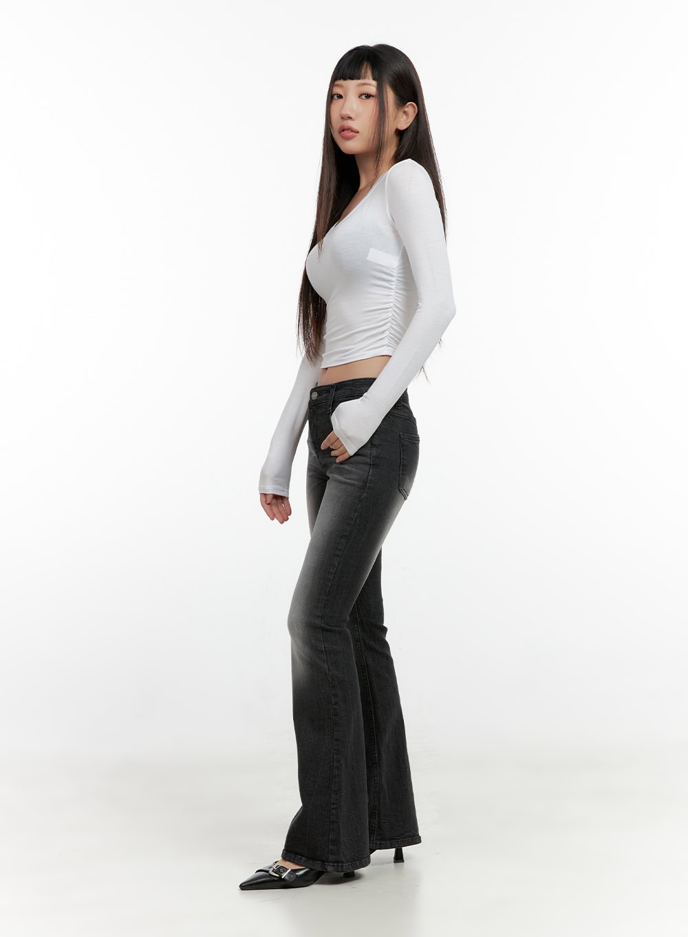 Simone Slightly Flared Slim Jeans CN406