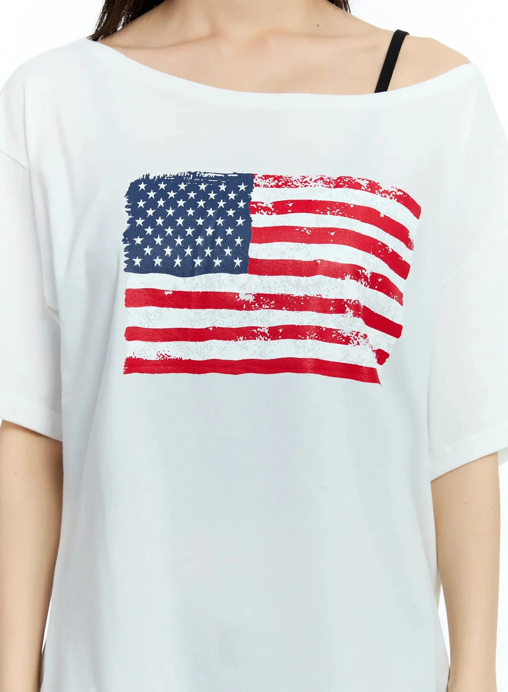 Off-Shoulder Graphic Print Tee IU525