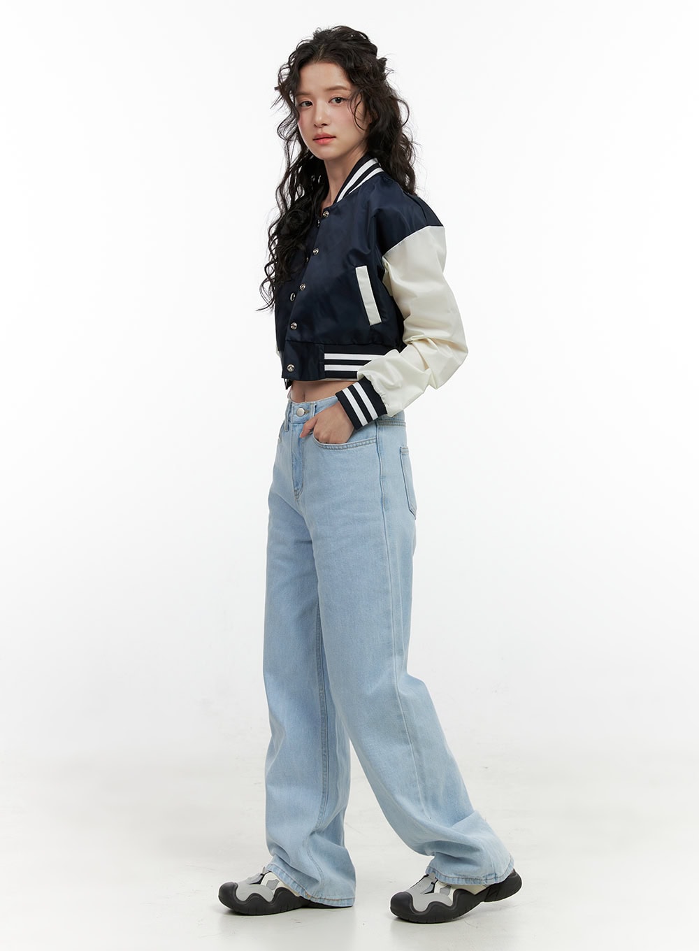 Selena Breezy Wide-Leg Jeans ON404