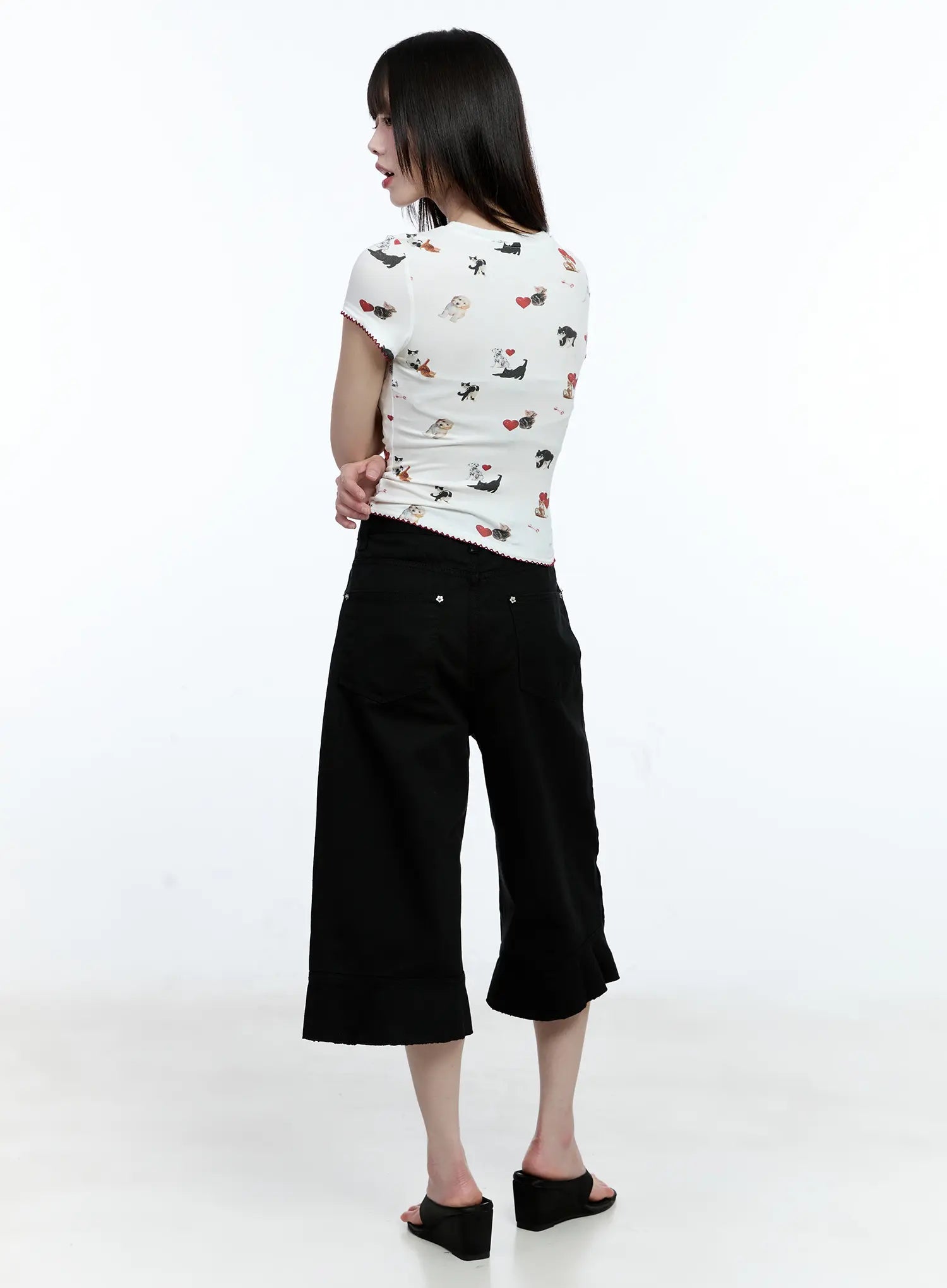 Puppy Lace-Trim Cropped Tee CG511