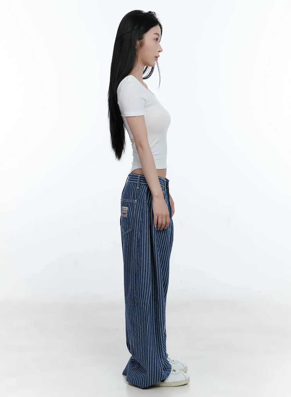 Square-Neck Crop Top CL530