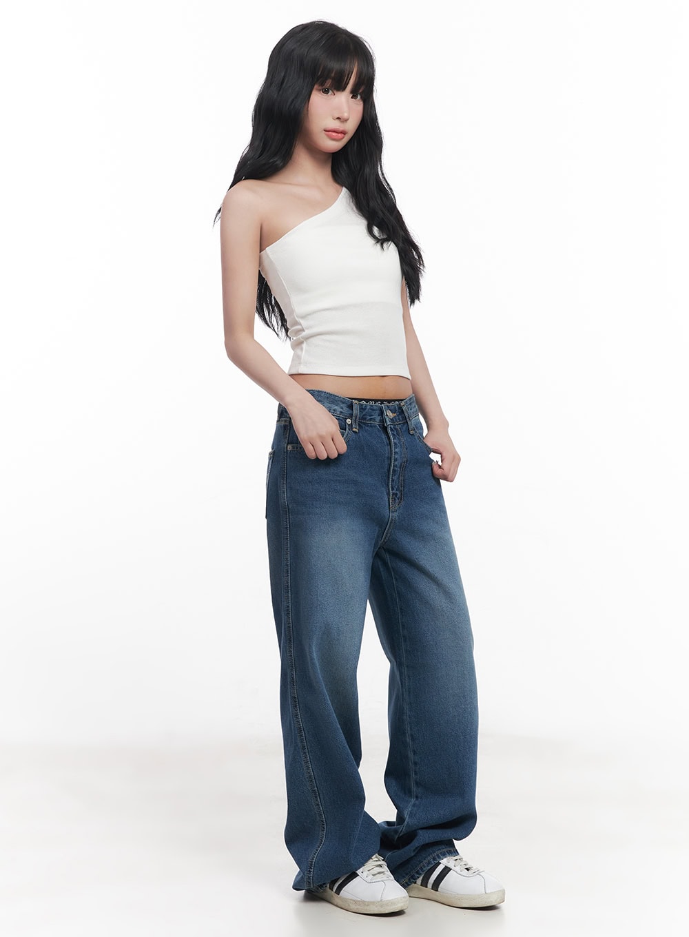 Lilyanna Wide-Leg Jeans CY527