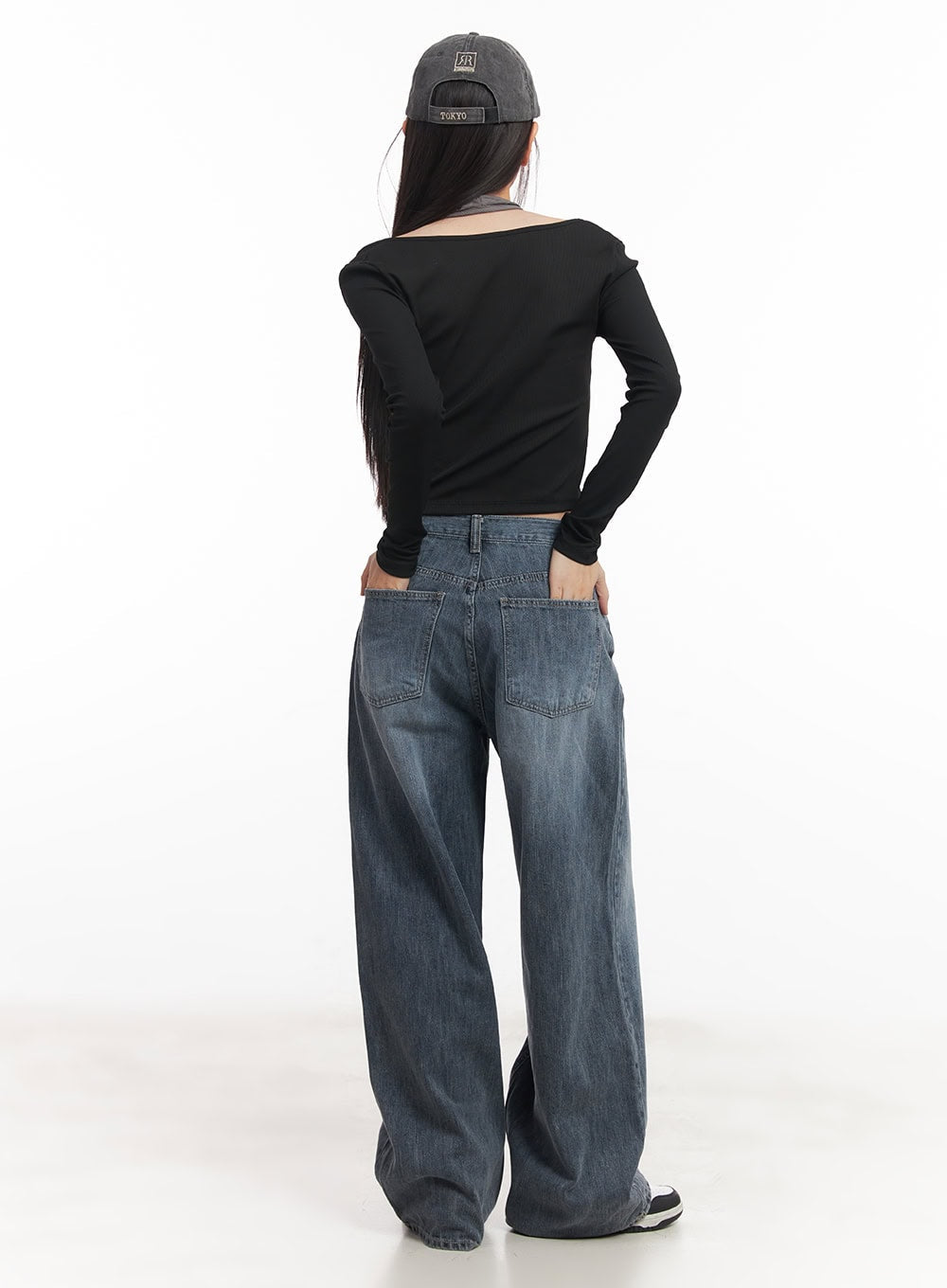 Twisted Bolero Halter Top CM528