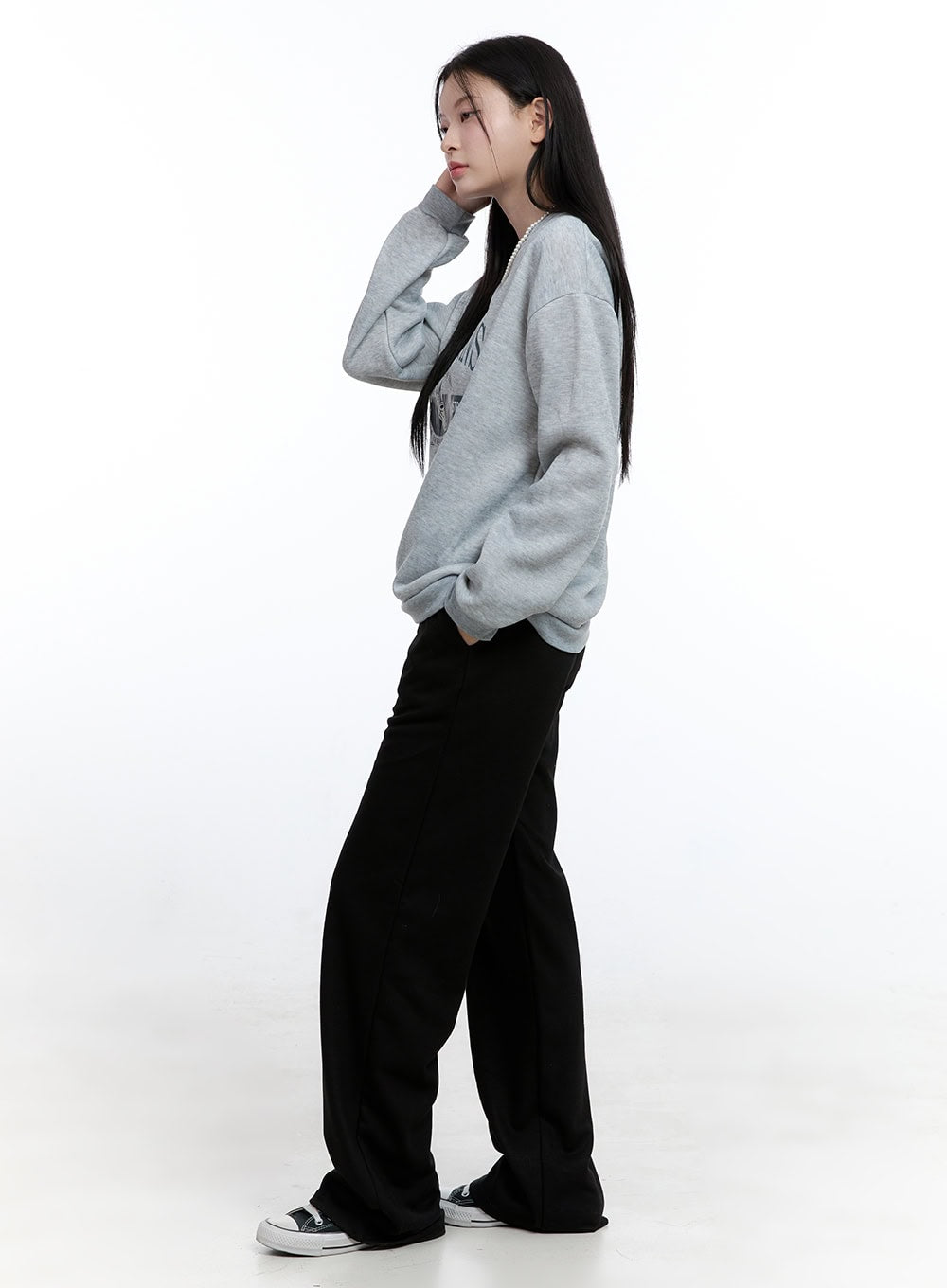 Wide-Fit Solid Sweatpants OO429