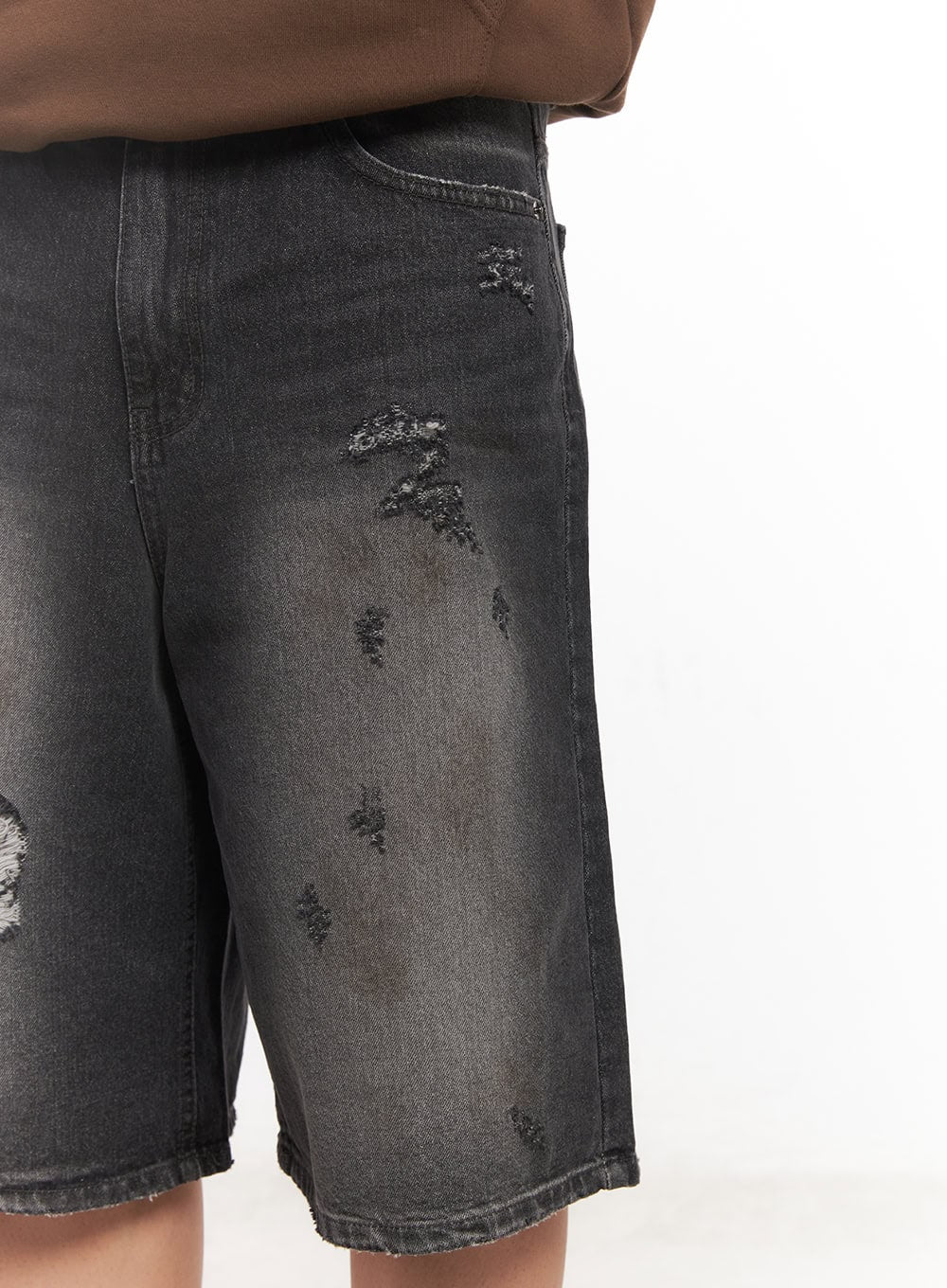 Men's Destroyed Burmuda Denim Shorts IM528