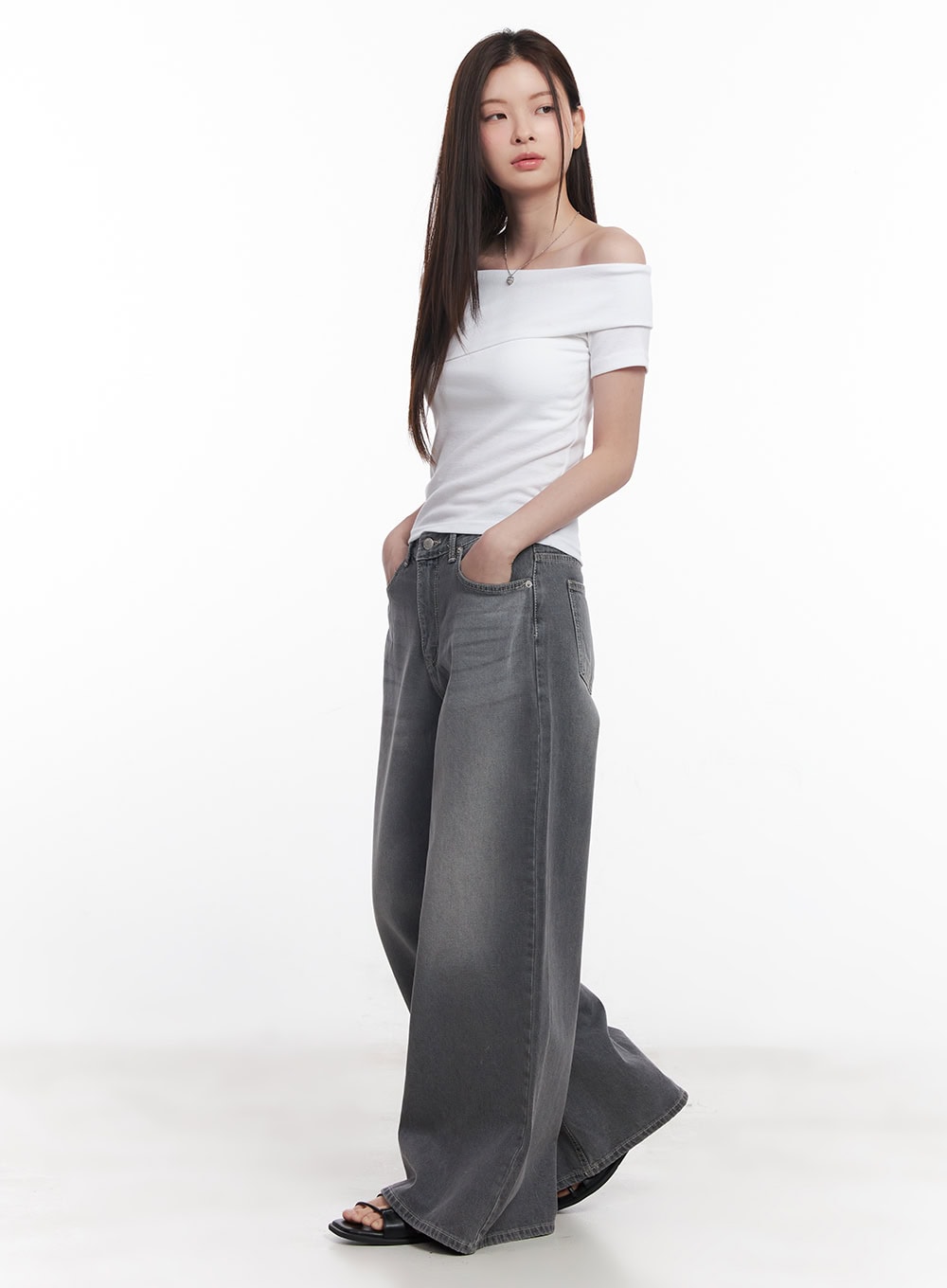 Beatriz Washed Wide-Leg Jeans CY519