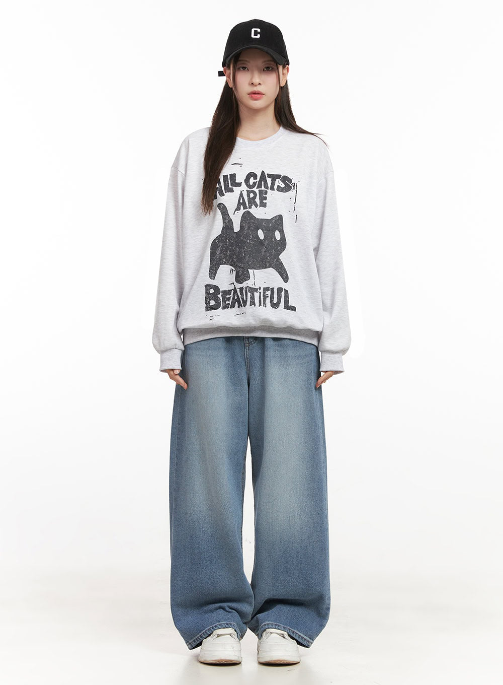 Oversized Cat Graphic Crew Neck IJ527