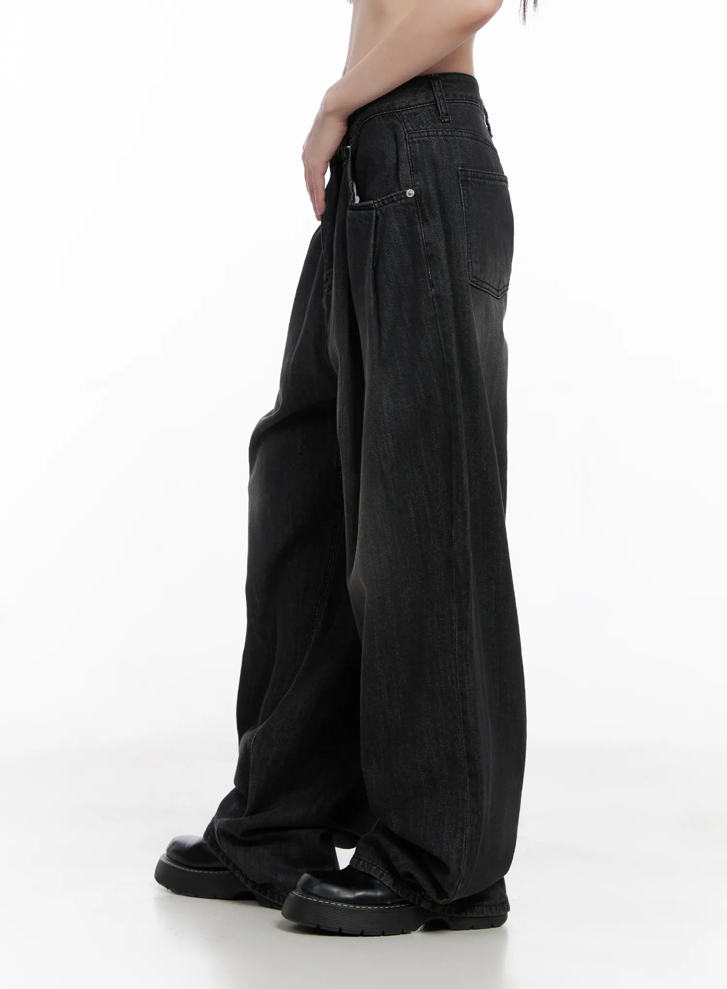 Elen Pintuck Baggy Jeans CG519