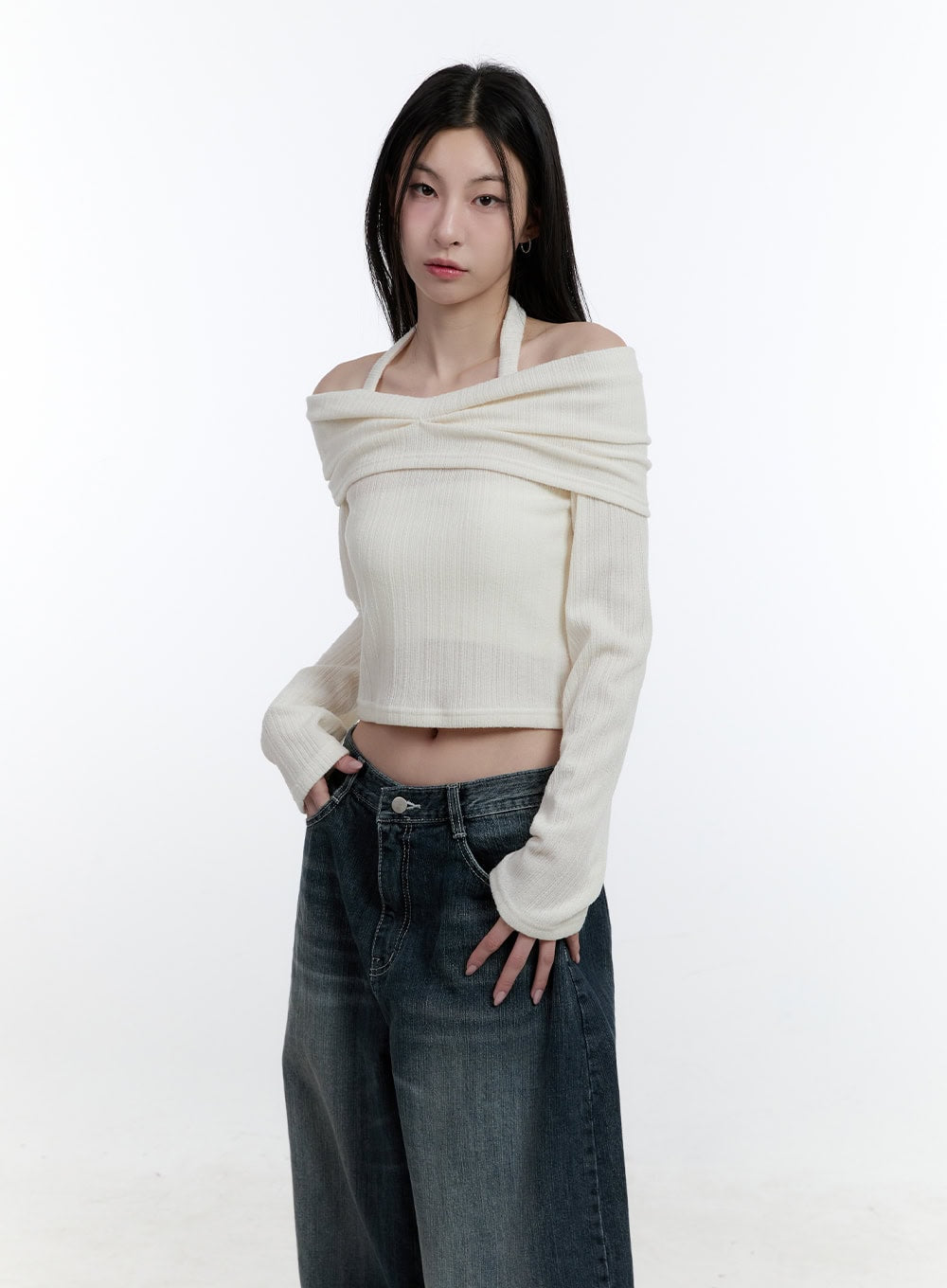 Long-Sleeve Off-Shoulder Halter Crop Top CJ520