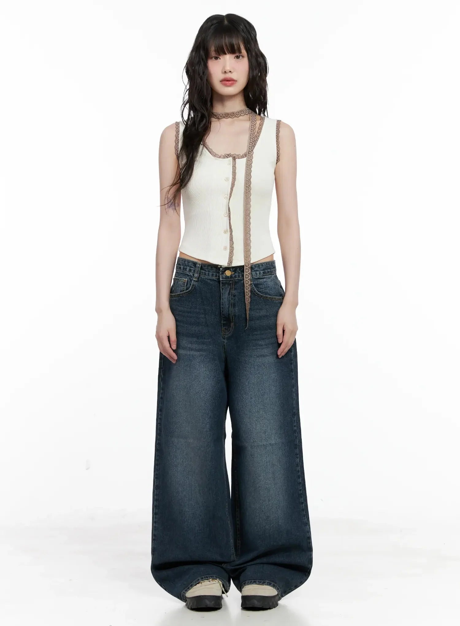 Embroidered Lace Trim Tank Top IL531