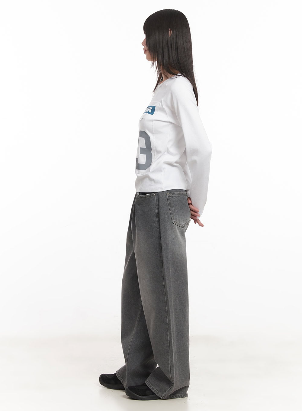 "93" Graphic Long Sleeve Top CM520