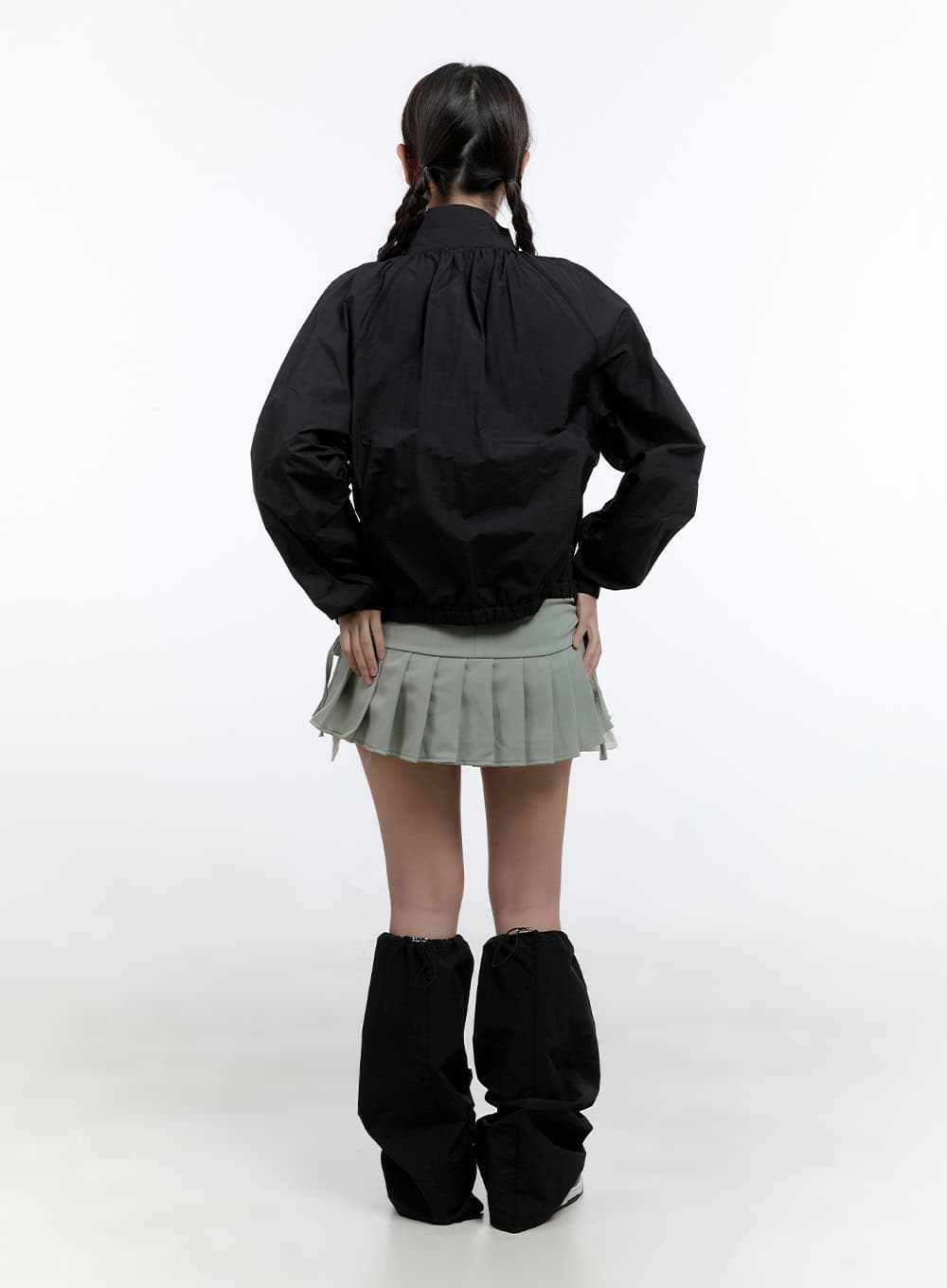 Sleek Fit Nylon Jacket CS406