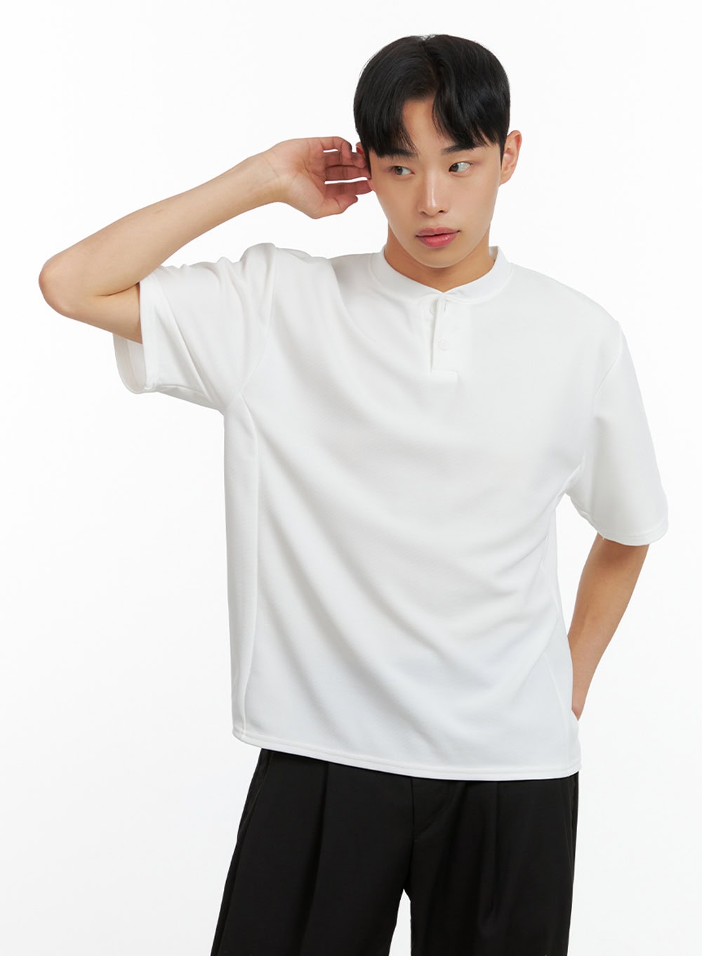 Men's Buttoned Solid T-Shirt IU414