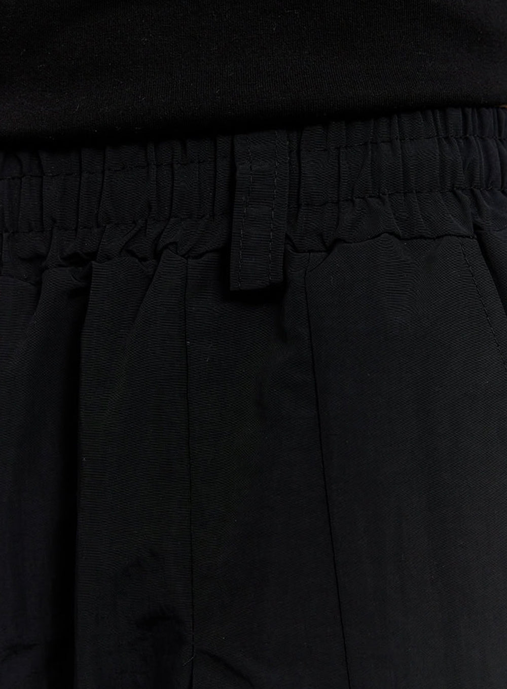 Men's Wide-Leg Windbreaker Pants IM525