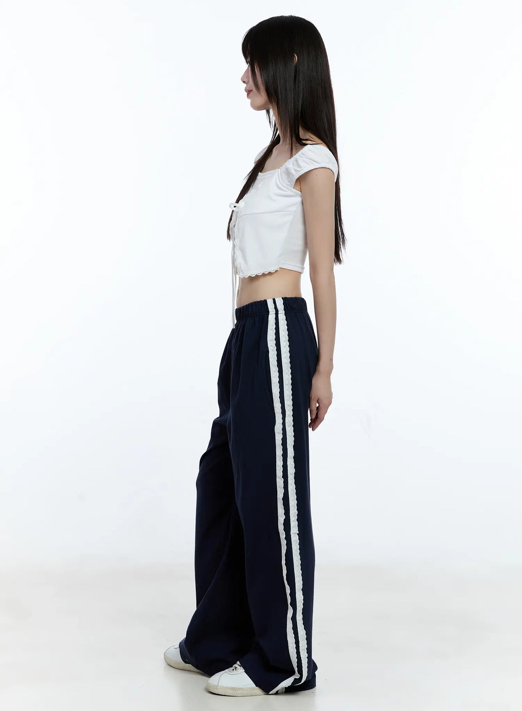 Lace-Trim Wide-Leg Sweatpants CG511