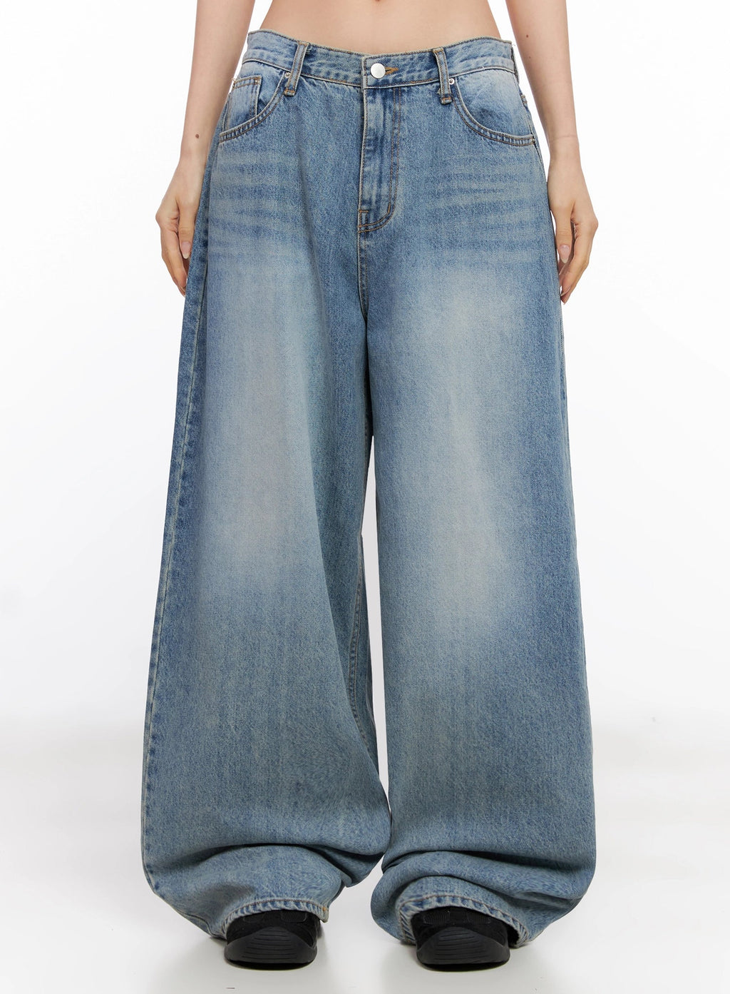 Seojin Washed Wide-Leg Jeans IG508