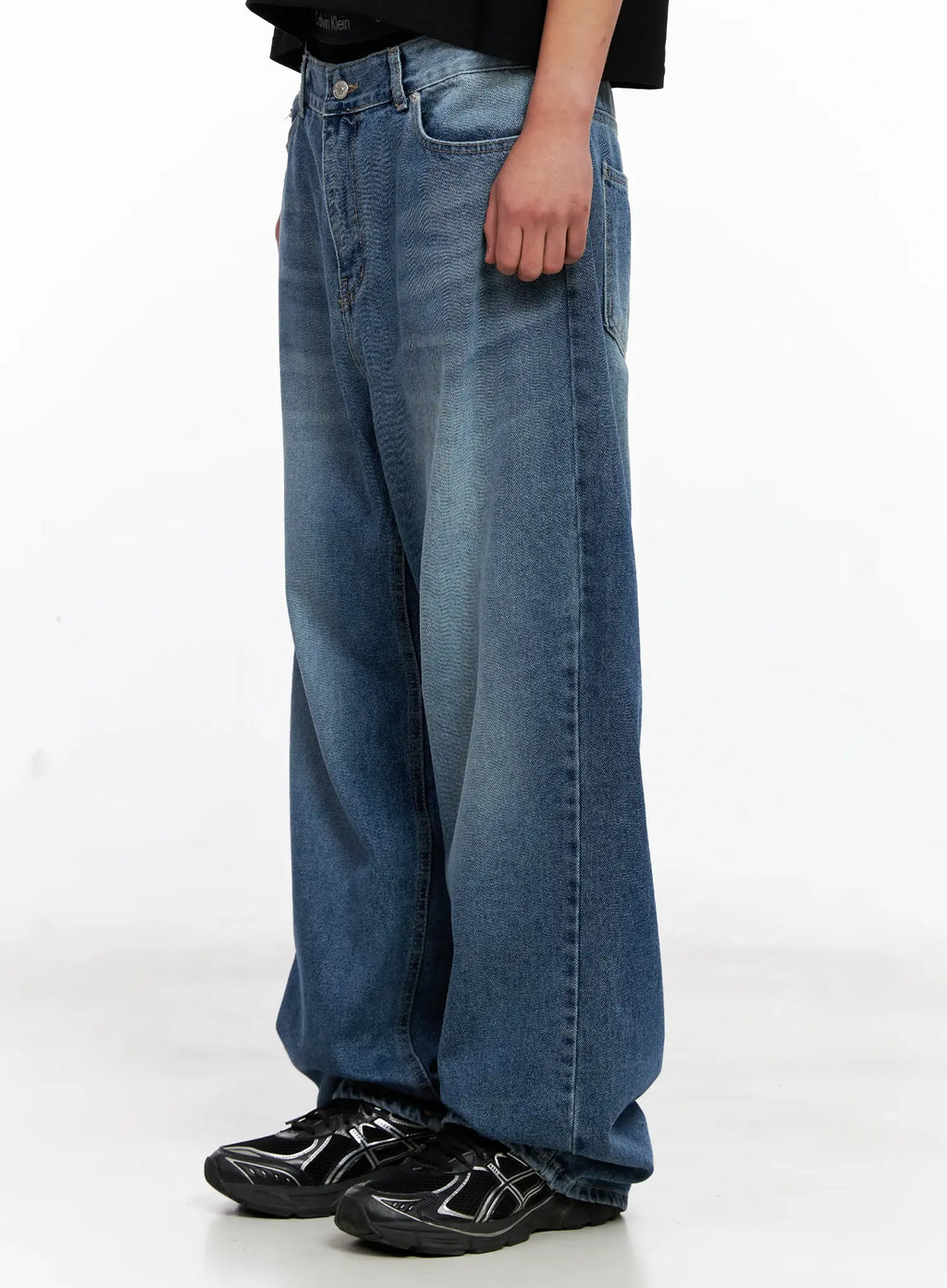 Men's Wide-Leg Washed Denim Jeans IG511
