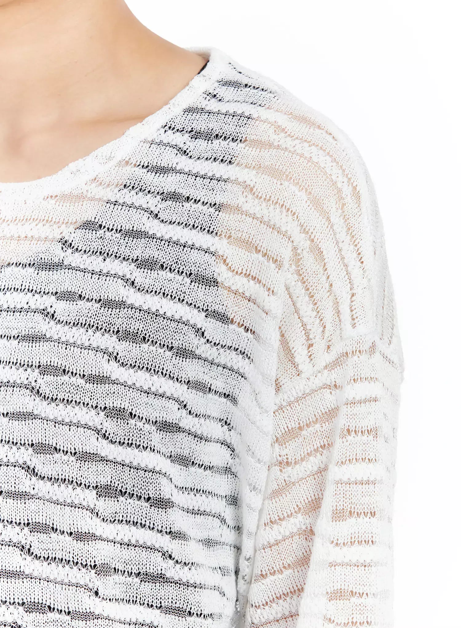 Men's Striped Knit Long-Sleeve Top IL516