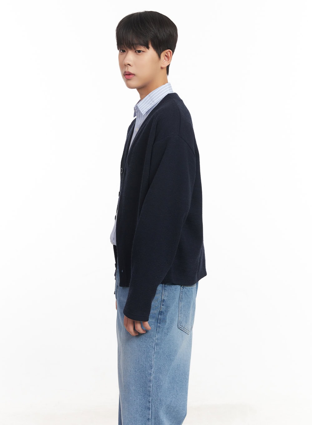 Men's V-Neck Buttoned Cardigan IM527