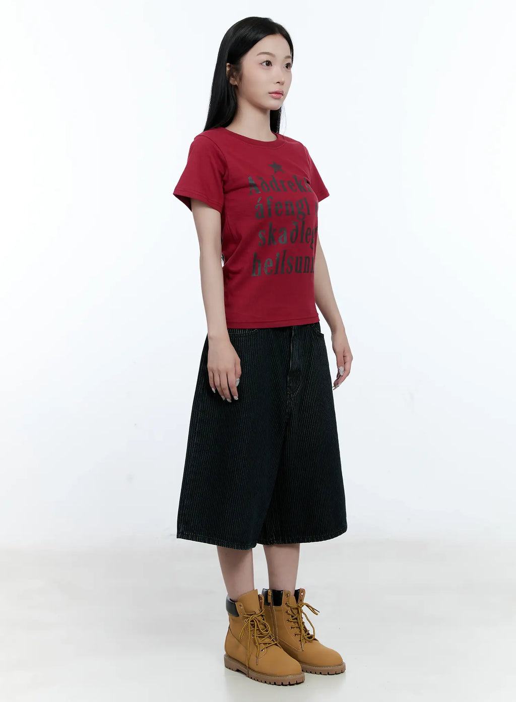 Graphic Semi-Crop Tee CG501